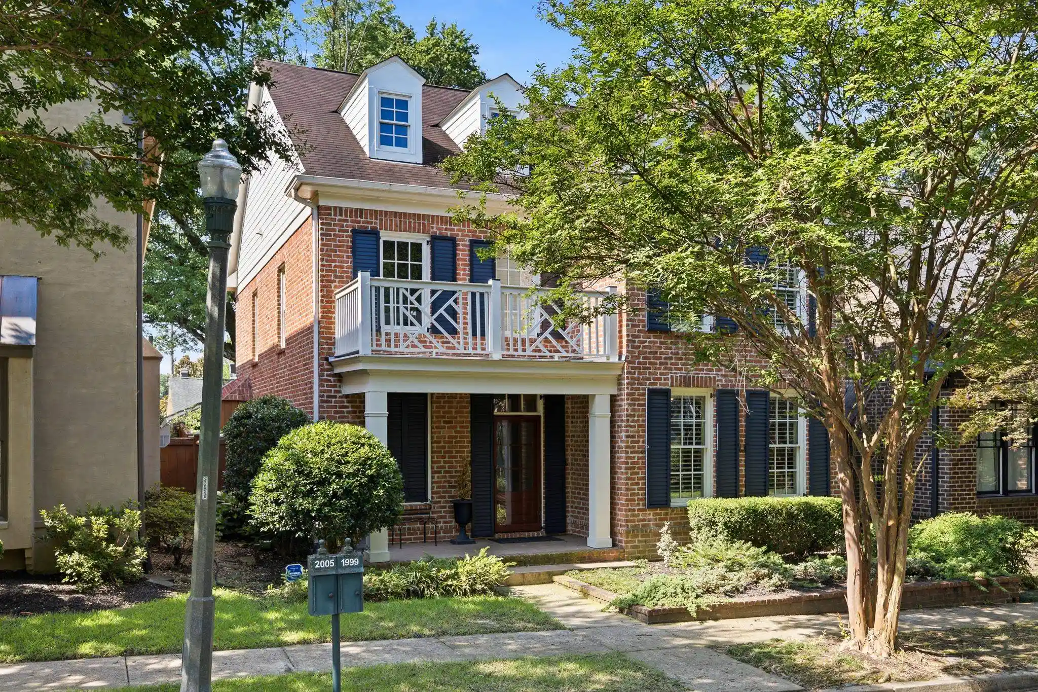 Photo 1 of Single family home for sale at 1999 Elzey Ave, Memphis, TN 38104 | MLS# 10224925 | Listing updated on 2026-08-17