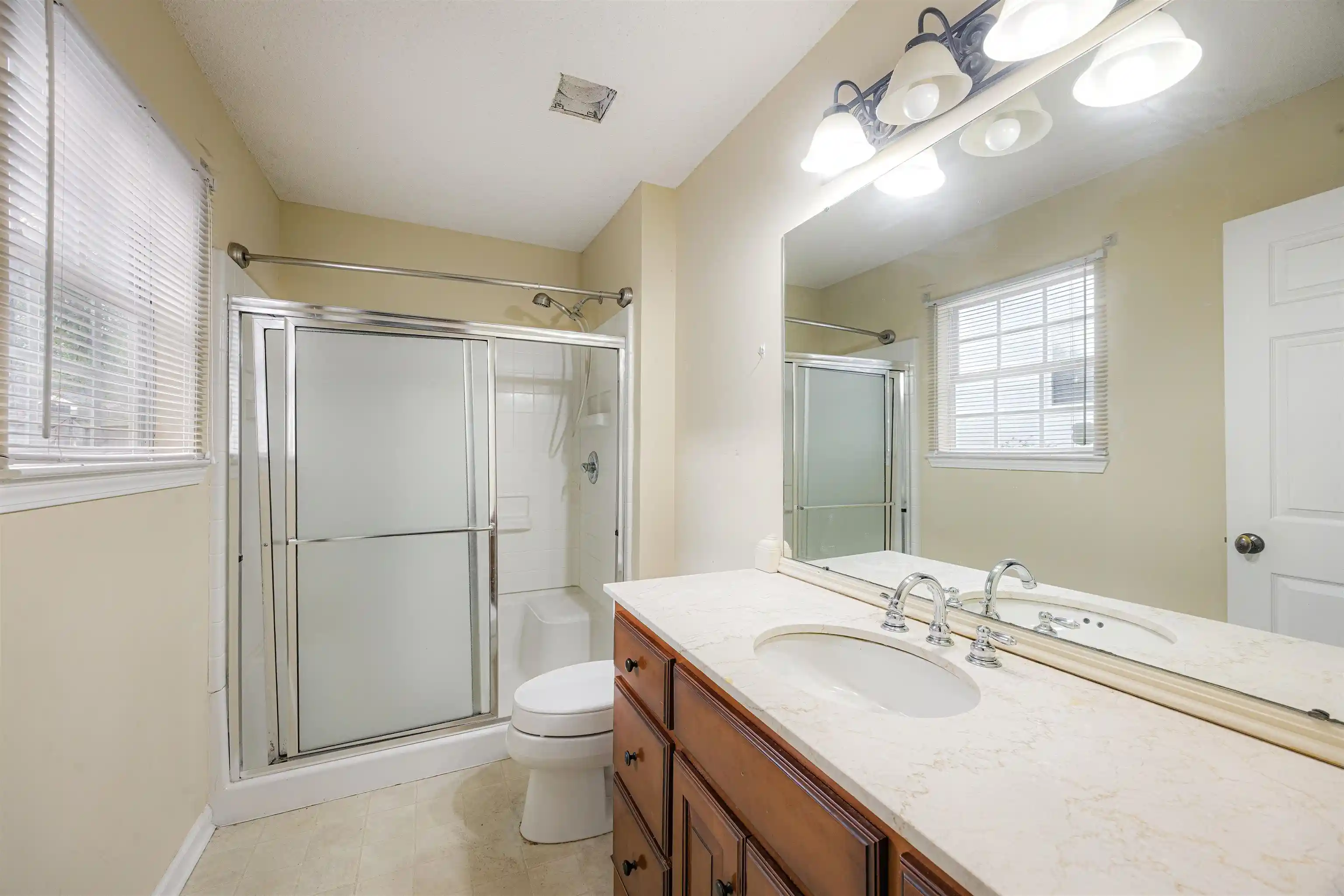 Photo 2 of Single family home for sale at 3144 Hopkins Ave, Memphis, TN 38112 | MLS# 10224950 | Listing updated on 2026-08-03