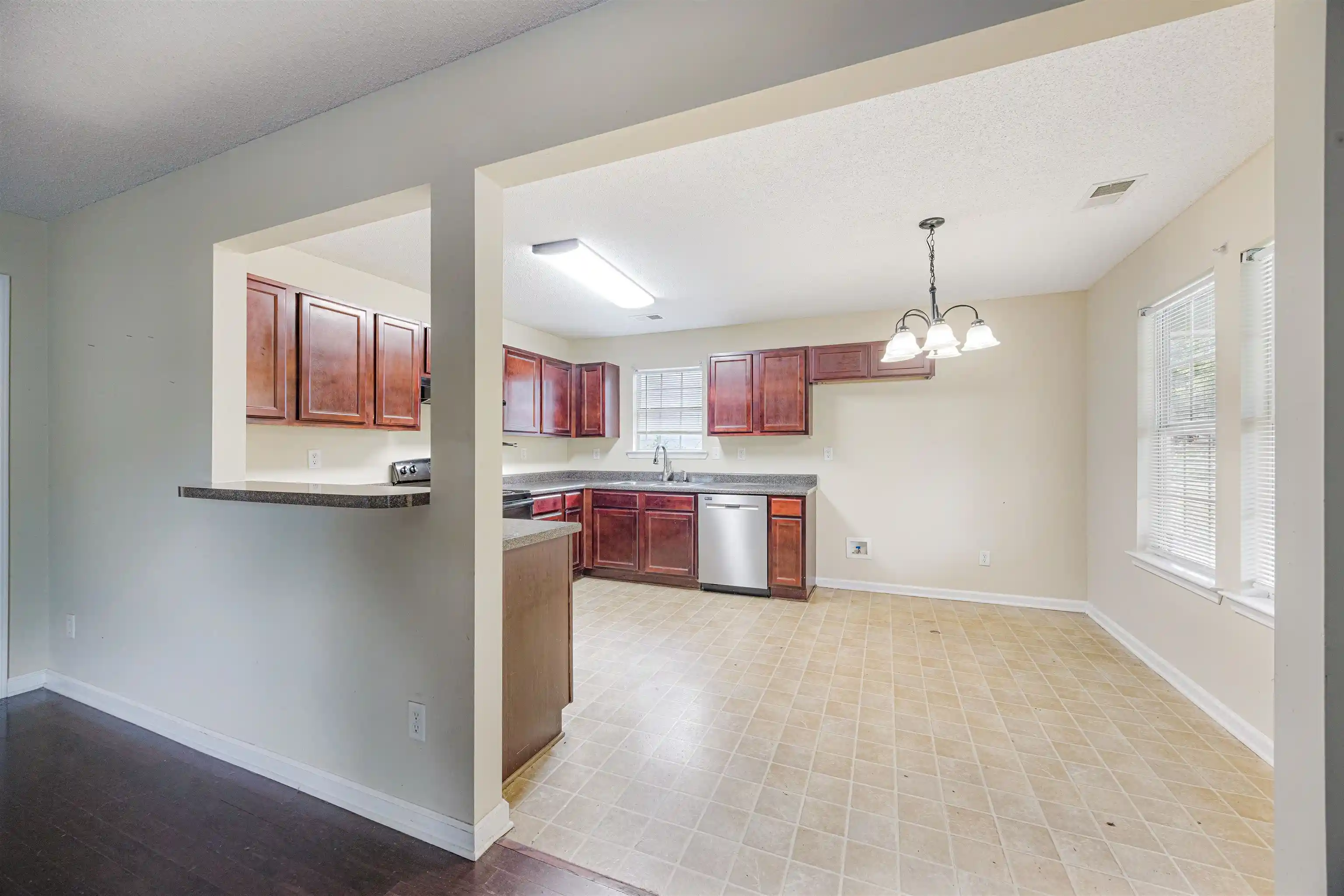 Photo 4 of Single family home for sale at 3144 Hopkins Ave, Memphis, TN 38112 | MLS# 10224950 | Listing updated on 2026-08-03
