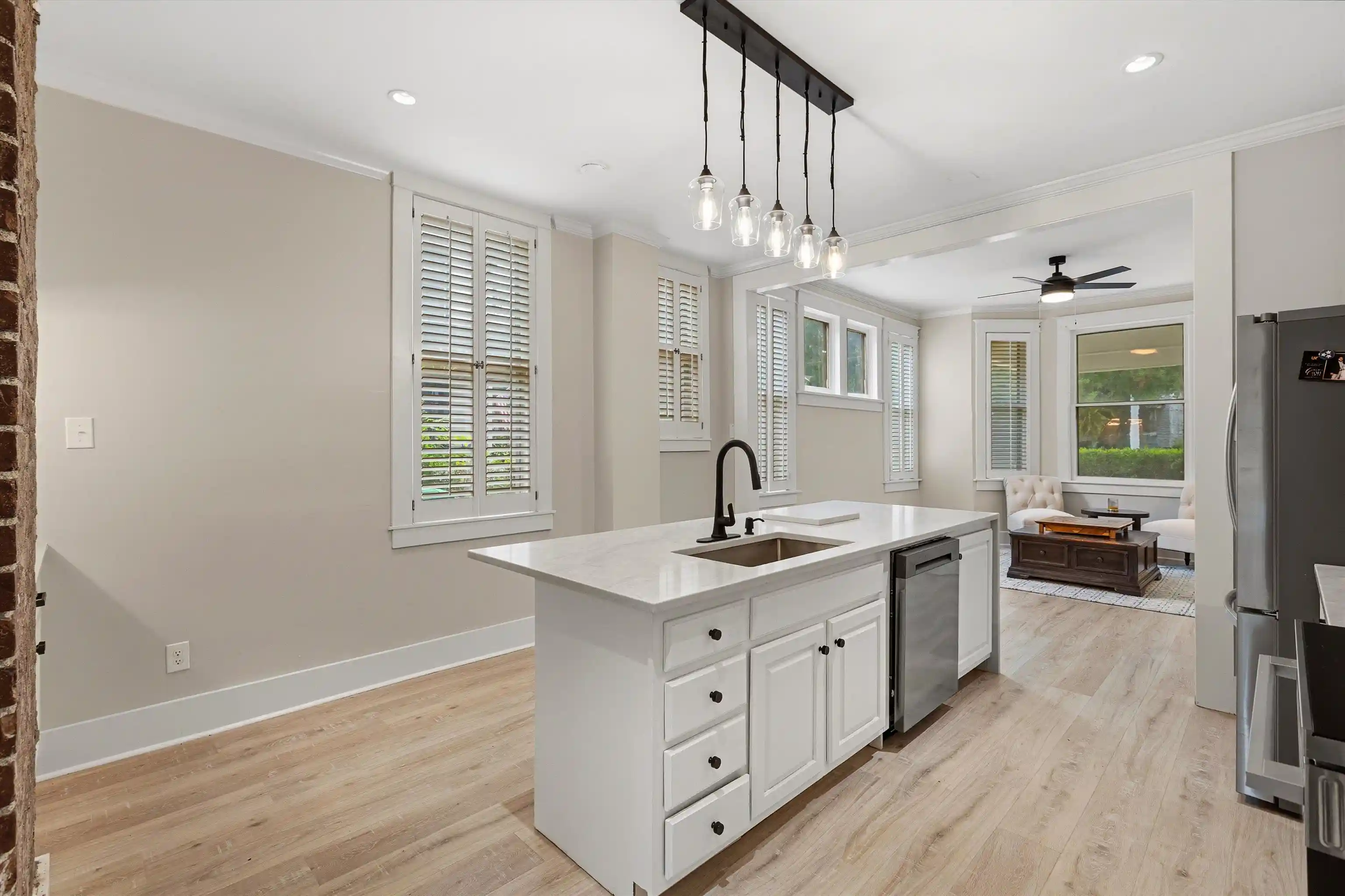 Photo 2 of Single family home for sale at 2025 Central Ave, Memphis, TN 38104 | MLS# 10224951 | Listing updated on 2026-09-03