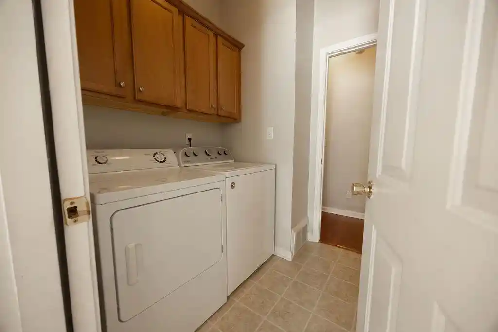 Photo 1 of Single family home for sale at 1387 E Island Pl, Memphis, TN 38103 | MLS# 10224973 | Listing updated on 2026-06-29