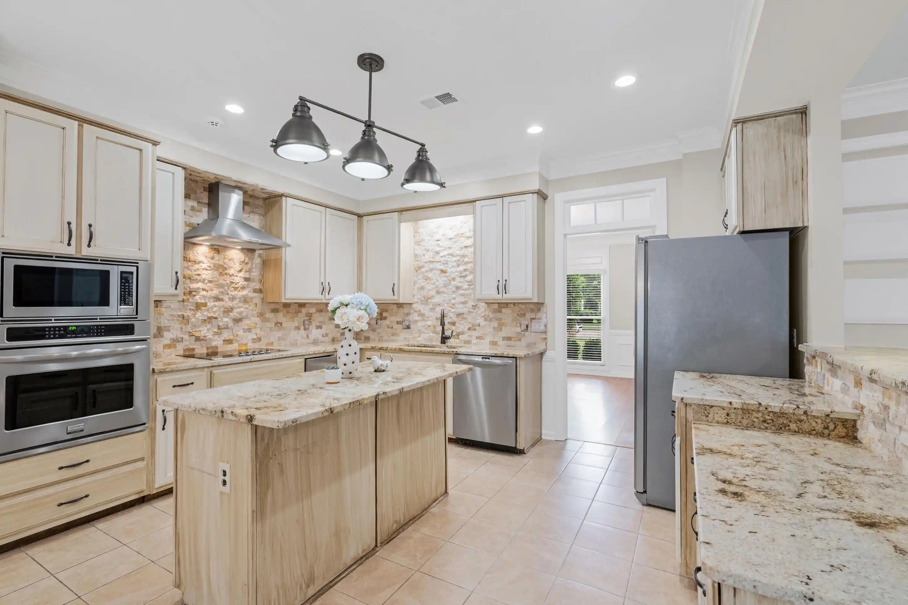3rd image of 1991 Kilbirnie Dr, Germantown, TN 38139 | MLS# 10224980