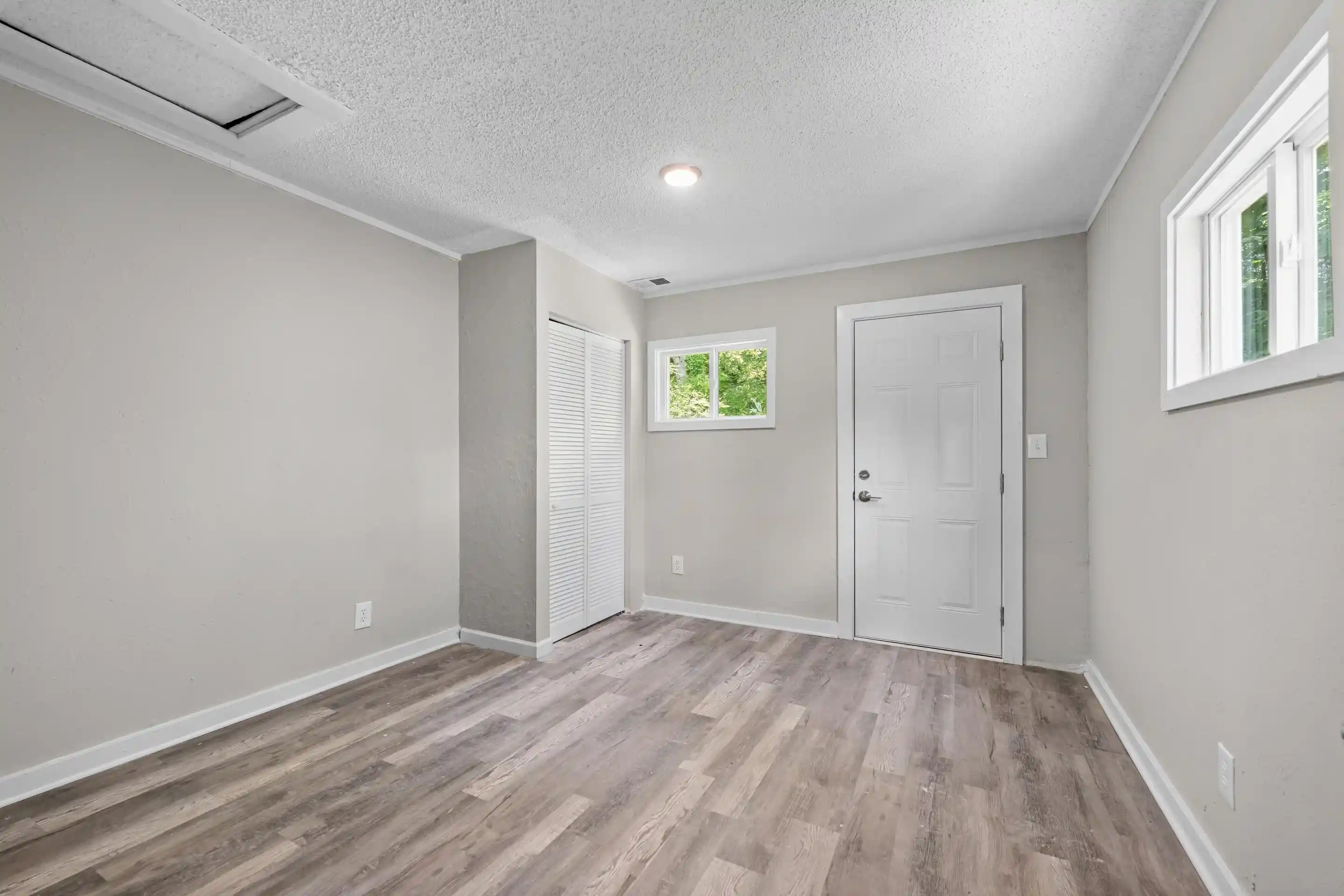 Photo 23 of Multi family home for sale at 1621 Oakwood St, Memphis, TN 38108 | MLS# 10224990 | Listing updated on 2026-10-06