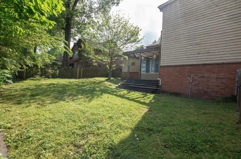 Photo 2 of Single family home for sale at 516 Jason Rd, Memphis, TN 38120 | MLS# 10225003 | Listing updated on 2026-08-30
