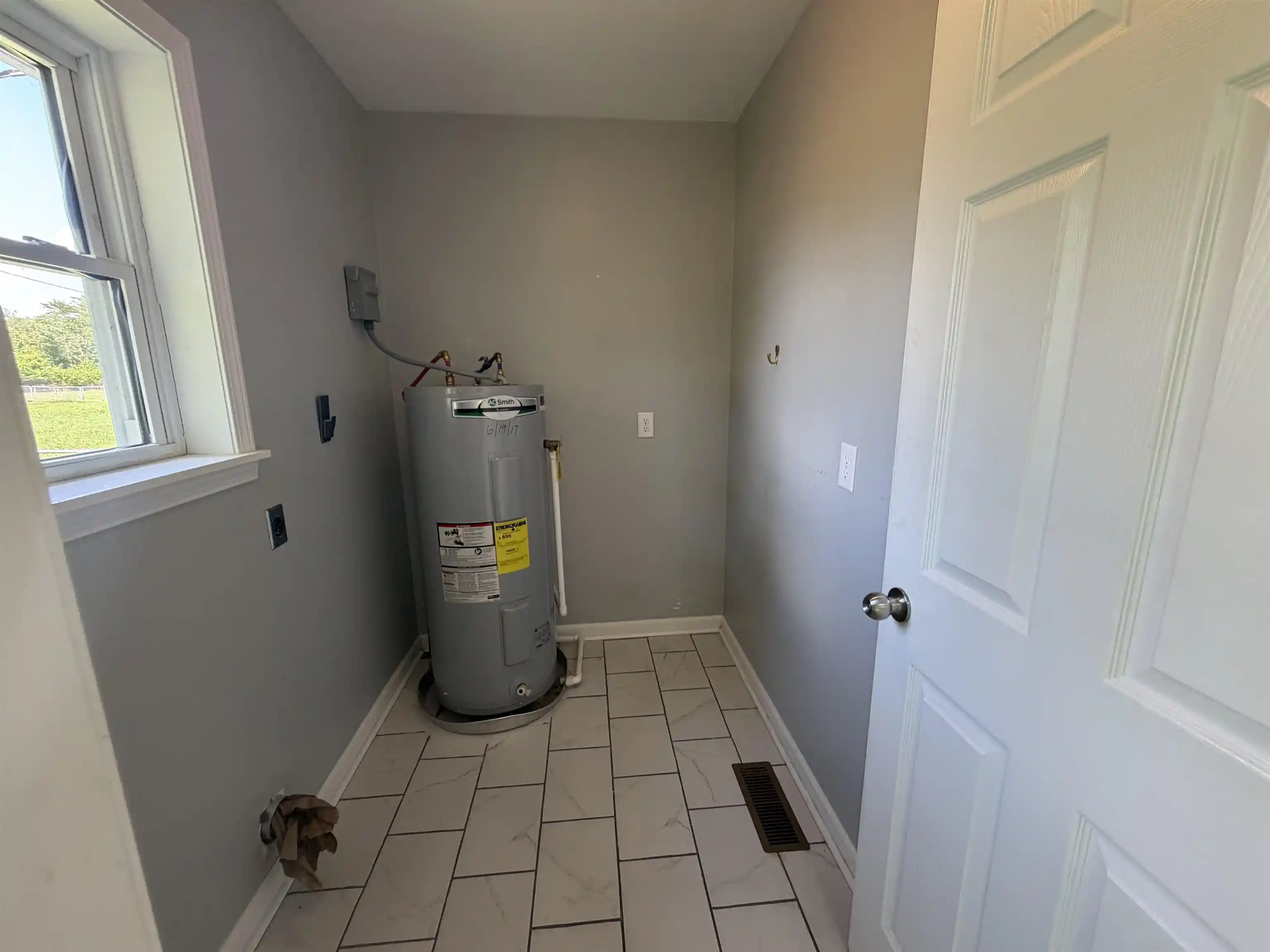 Photo 4 of Single family home for sale at 55 Geans Ln, Savannah, TN 38372 | MLS# 10225037 | Listing updated on 2026-06-30