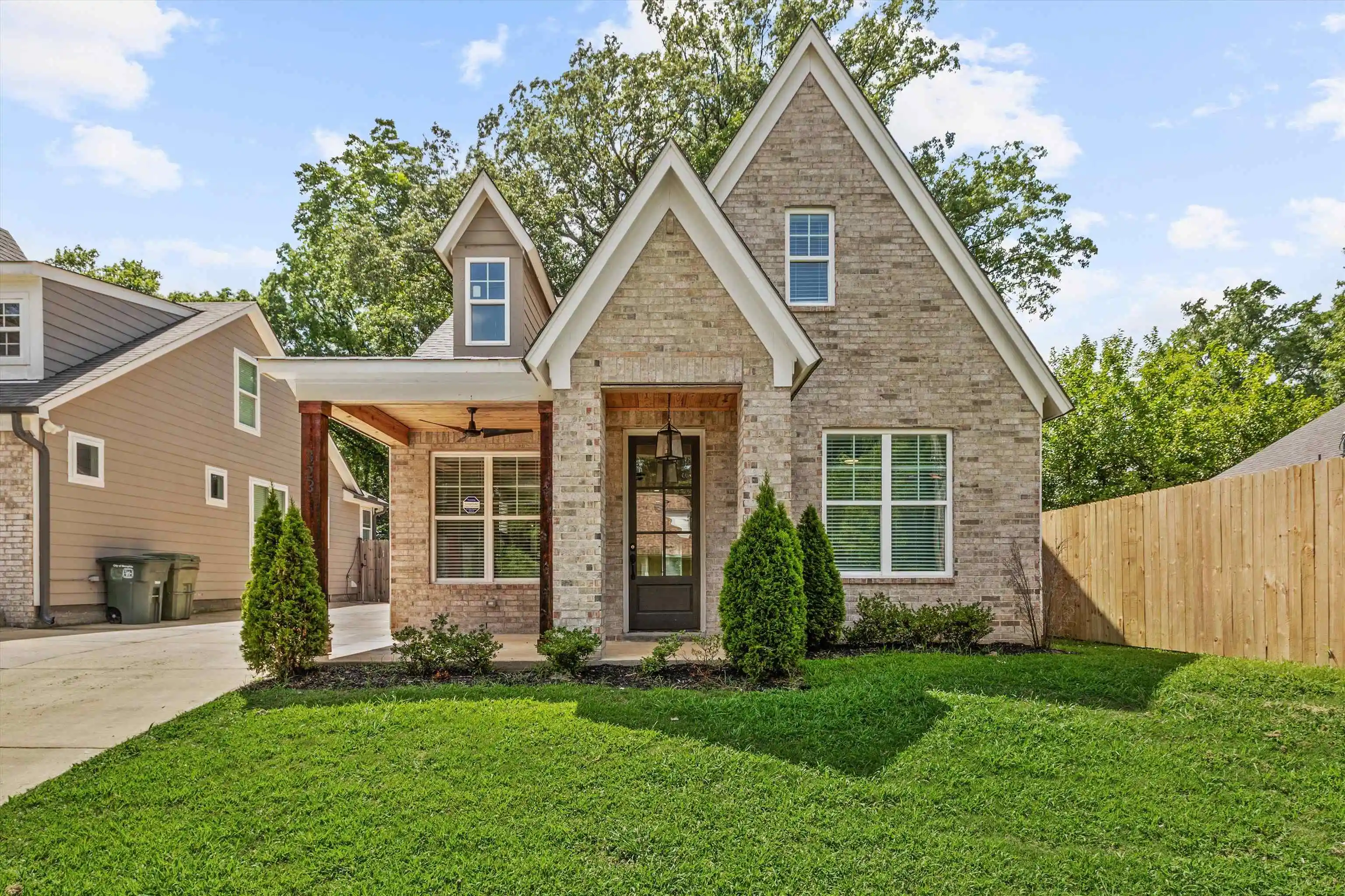 Photo 1 of Single family home for sale at 323 Williford St, Memphis, TN 38112 | MLS# 10225078 | Listing updated on 2026-09-04