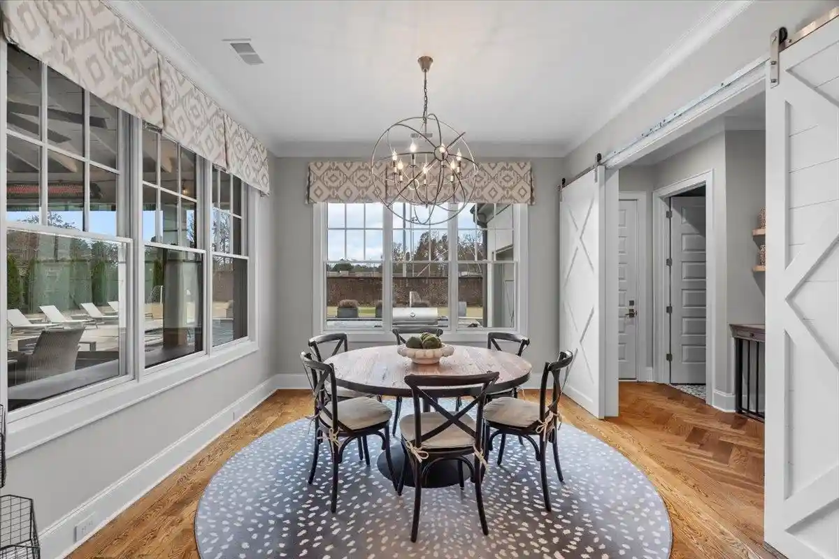 Photo 3 of Mansion for sale at 3197 Chapel Woods Cv, Germantown, TN 38139 | MLS# 10225124 | Listing updated on 2026-09-13