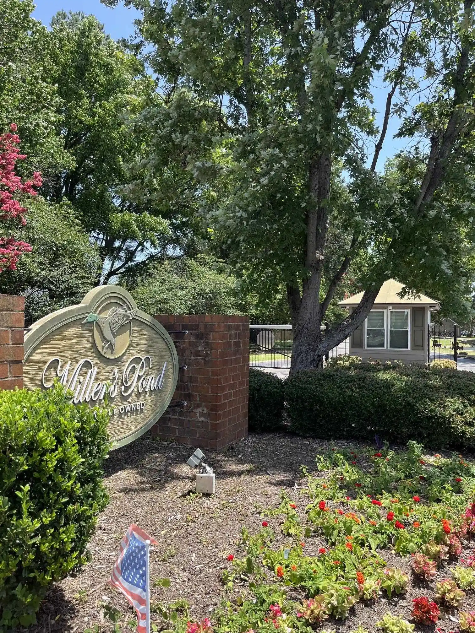 Photo 1 of Sale Pending at 6654 Pondside Cir #1, Memphis, TN 38119 | MLS# 10225133 | Listing updated on 2026-08-29