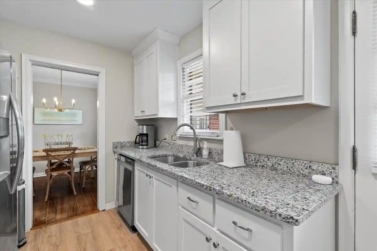 Photo 2 of Single family home for sale at 4491 Garnett Rd, Memphis, TN 38117 | MLS# 10225157 | Listing updated on 2026-09-09