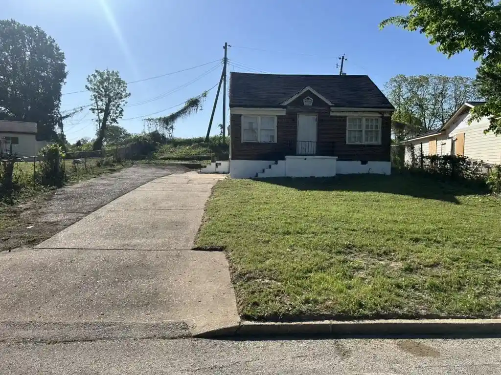 Photo 1 of Sale Pending at 4360 Ford Rd, Memphis, TN 38109 | MLS# 10225179 | Listing updated on 2026-07-27