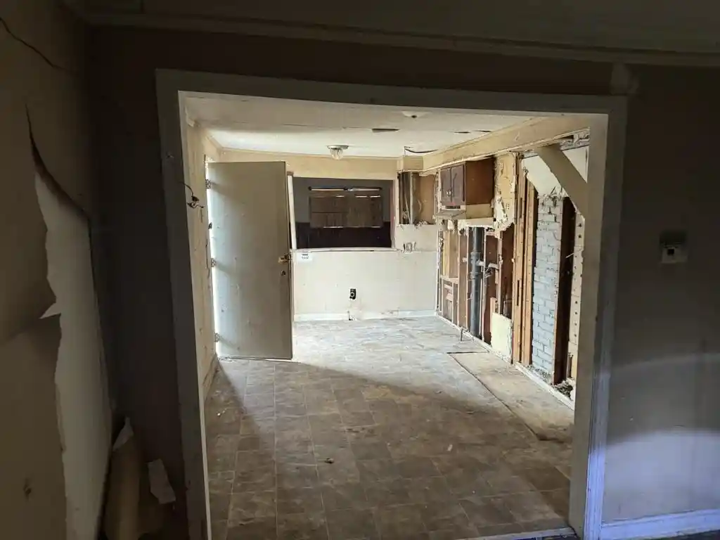 Photo 3 of Sale Pending at 4360 Ford Rd, Memphis, TN 38109 | MLS# 10225179 | Listing updated on 2026-07-27