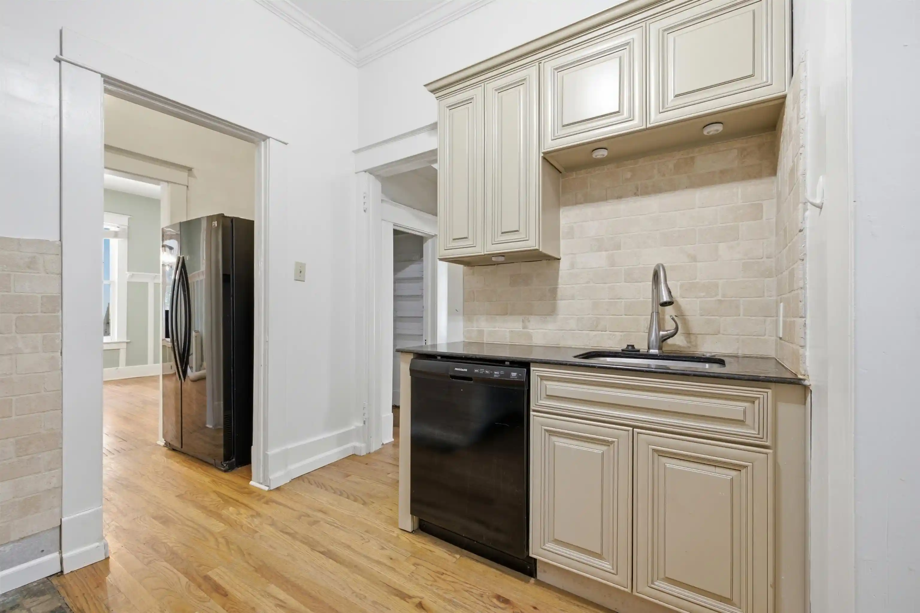3rd image of 1234 Central Ave, Memphis, TN 38104 | MLS# 10225223