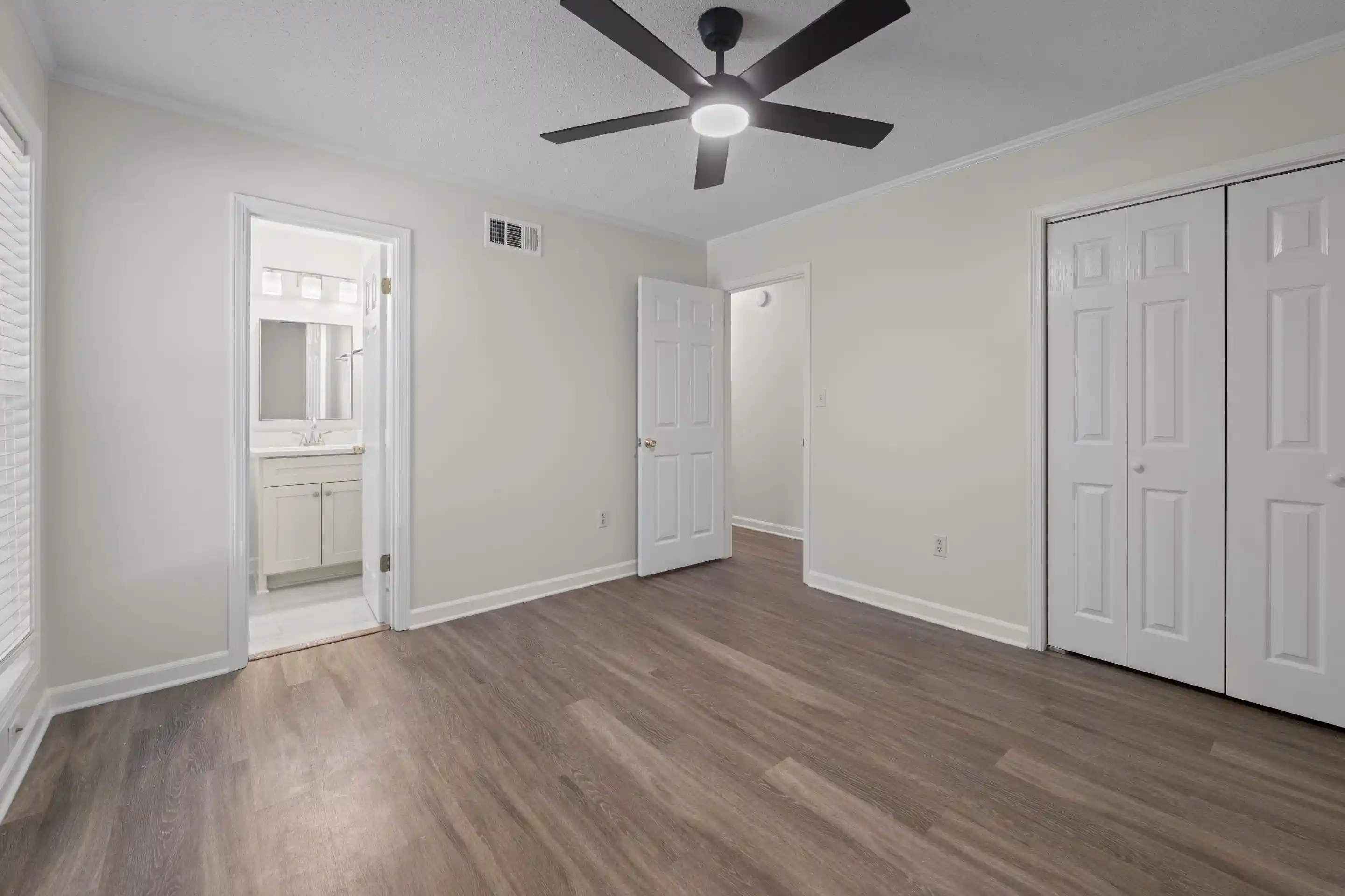 Photo 3 of Single family home for sale at 1019 Greencliff Rd, Collierville, TN 38017 | MLS# 10225224 | Listing updated on 2026-09-10