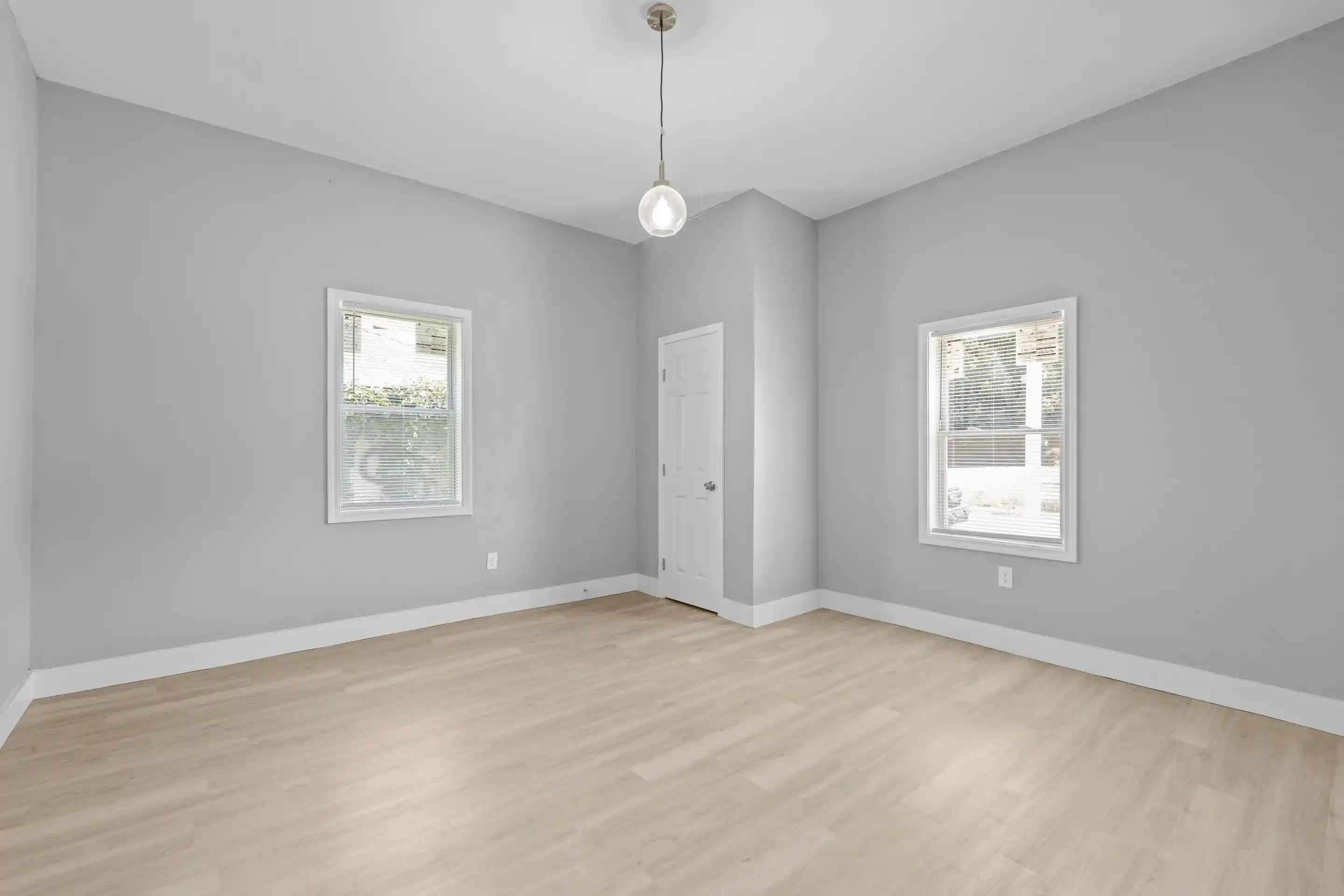 Photo 3 of Single family home for sale at 1181 Coker Ave, Memphis, TN 38107 | MLS# 10225244 | Listing updated on 2026-10-06