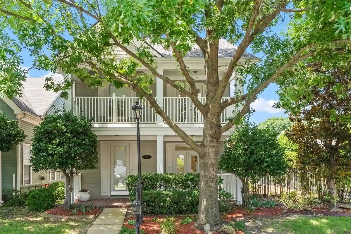 Photo 1 of Sale Pending at 258 Fleets Is Dr, Memphis, TN 38103 | MLS# 10225250 | Listing updated on 2026-08-17