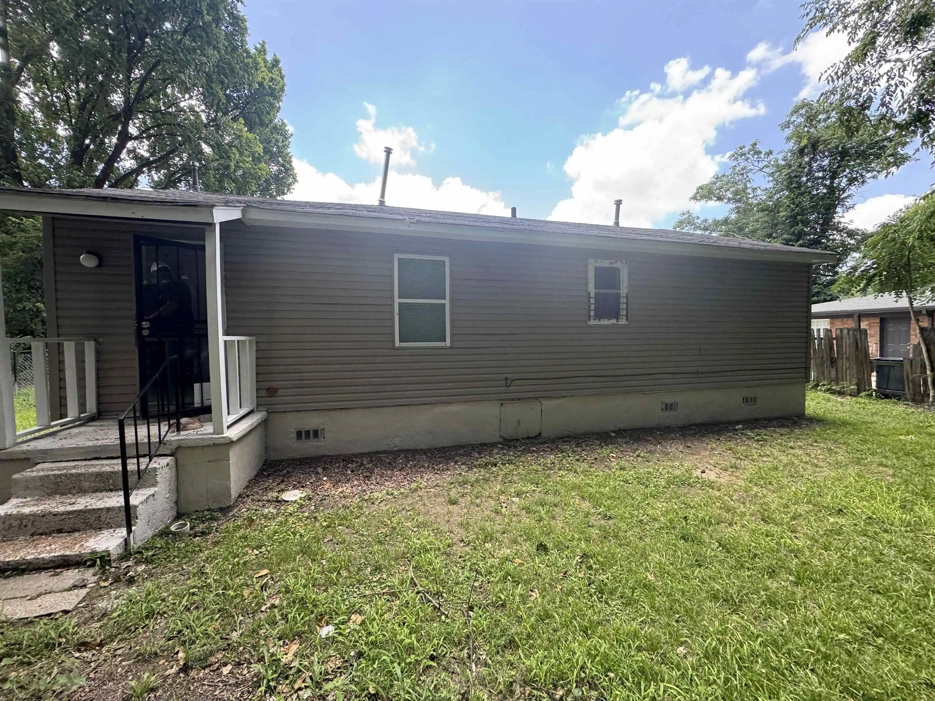 Photo 3 of Single family home for sale at 736 St Paul Ave, Memphis, TN 38126 | MLS# 10225280 | Listing updated on 2026-08-26