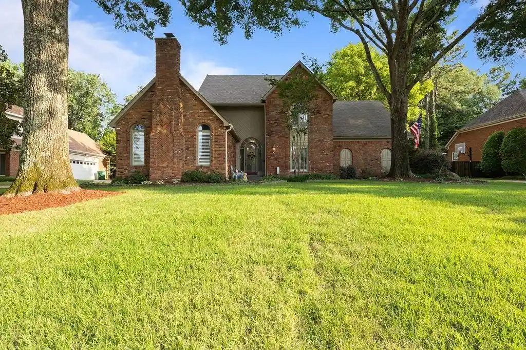 1st image of 8627 Havenhurst Dr, Germantown, TN 38138 | MLS# 10225296