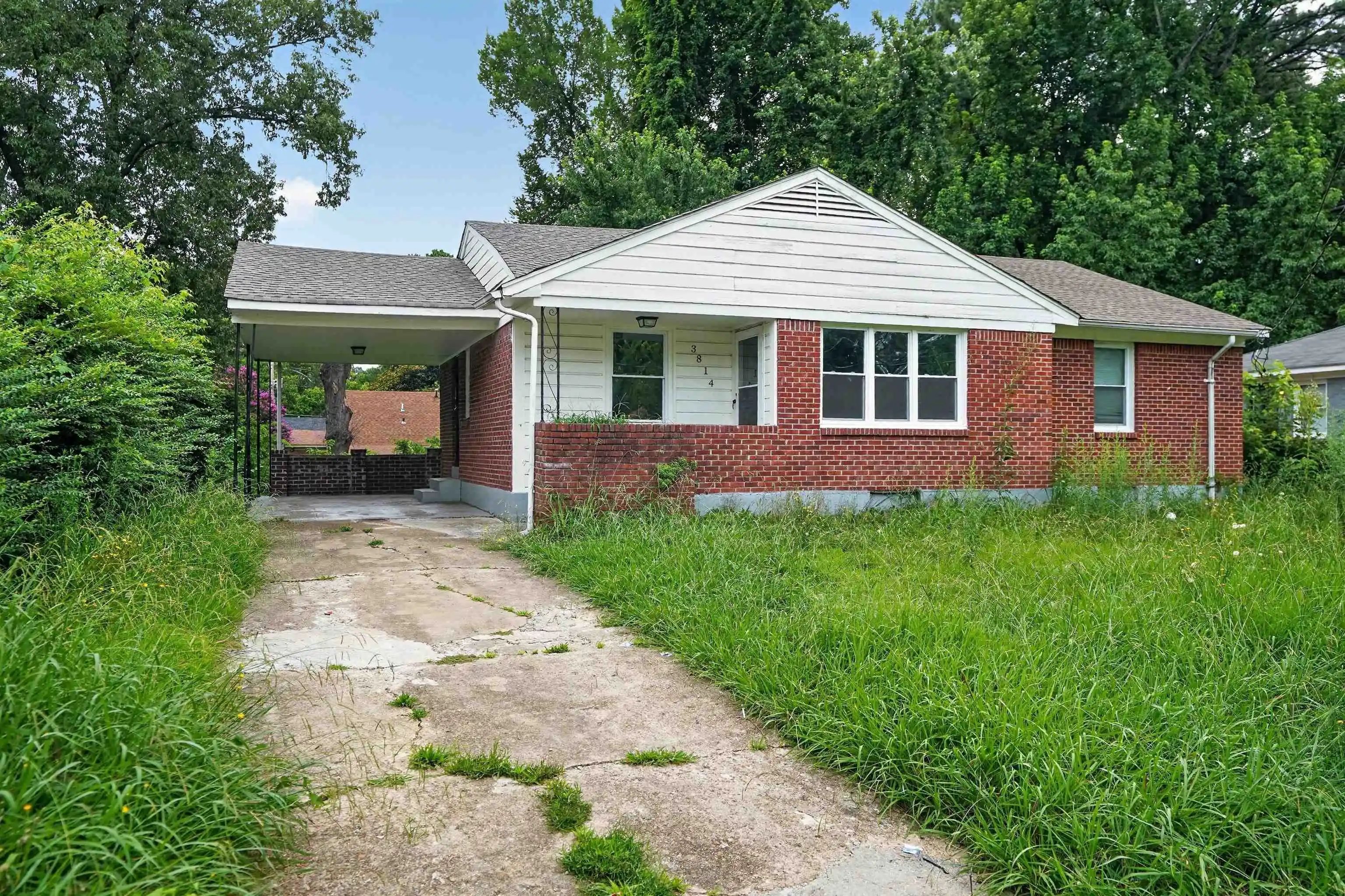 Photo 2 of Single family home for sale at 3814 Windcrest Rd, Memphis, TN 38116 | MLS# 10225300 | Listing updated on 2026-09-04