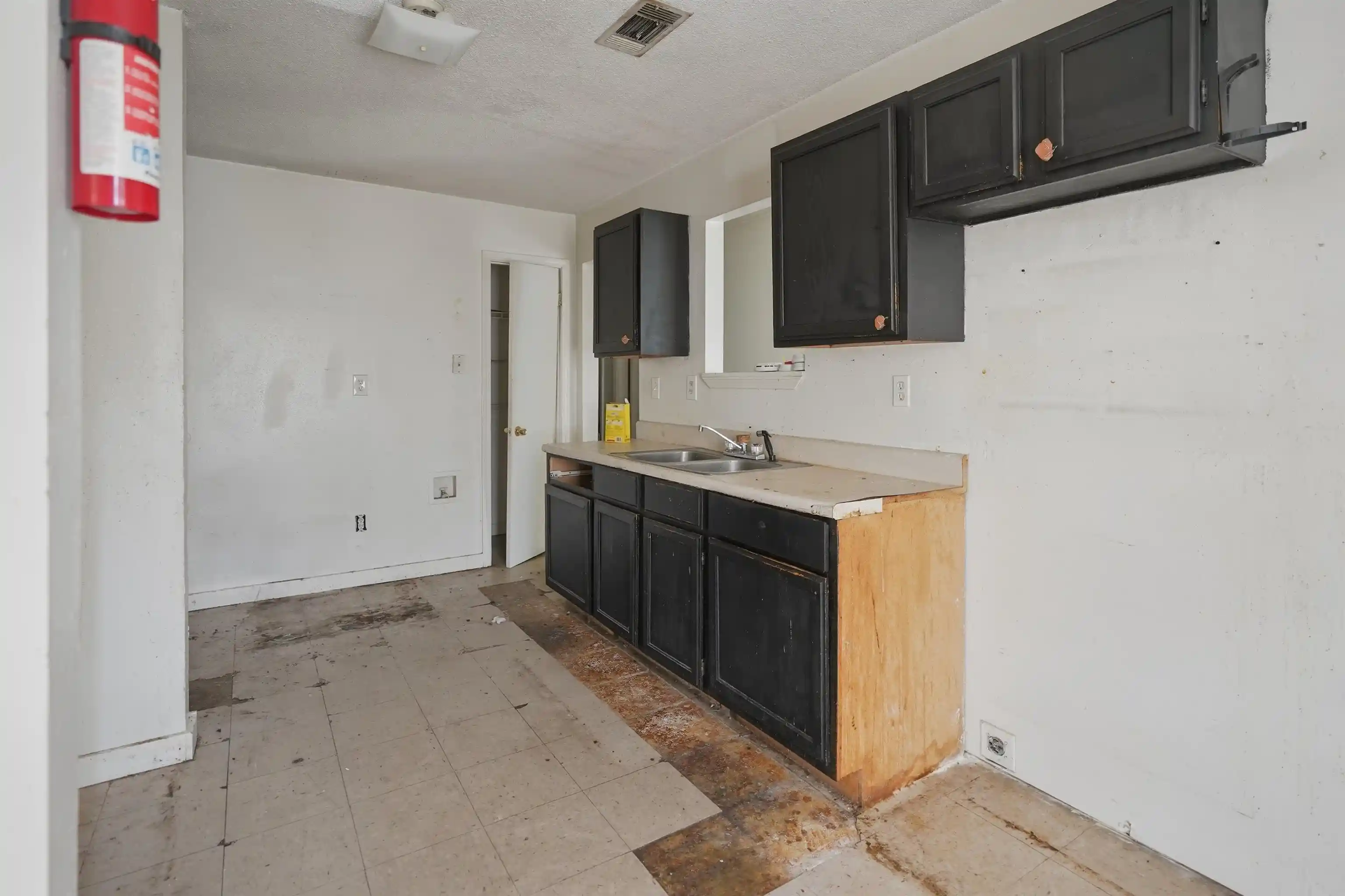 Photo 4 of Single family home for sale at 3842 Tessland Rd, Memphis, TN 38128 | MLS# 10225302 | Listing updated on 2026-09-10