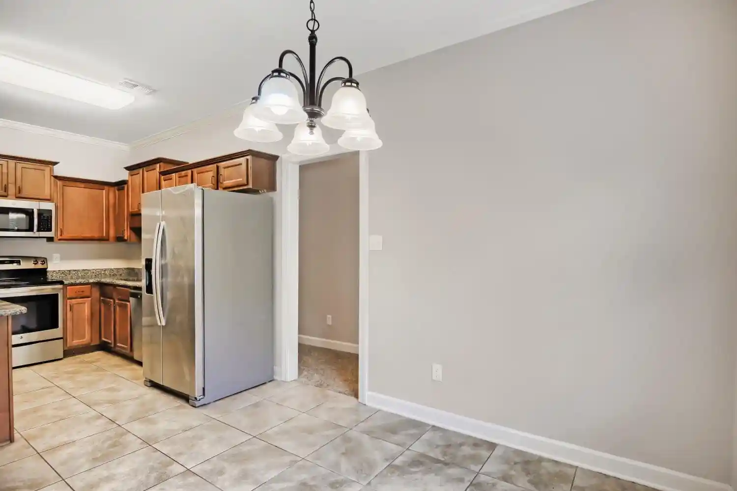 Photo 3 of Single family home for sale at 7915 Country Lake Dr, Bartlett, TN 38133 | MLS# 10225303 | Listing updated on 2026-08-26