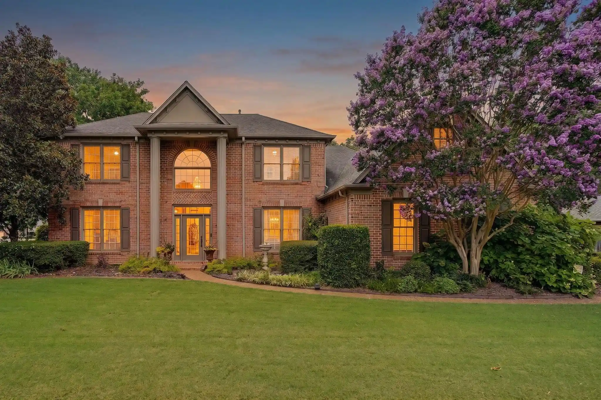 1st image of 1951 Chelsea Park Dr, Germantown, TN 38139 | MLS# 10225308