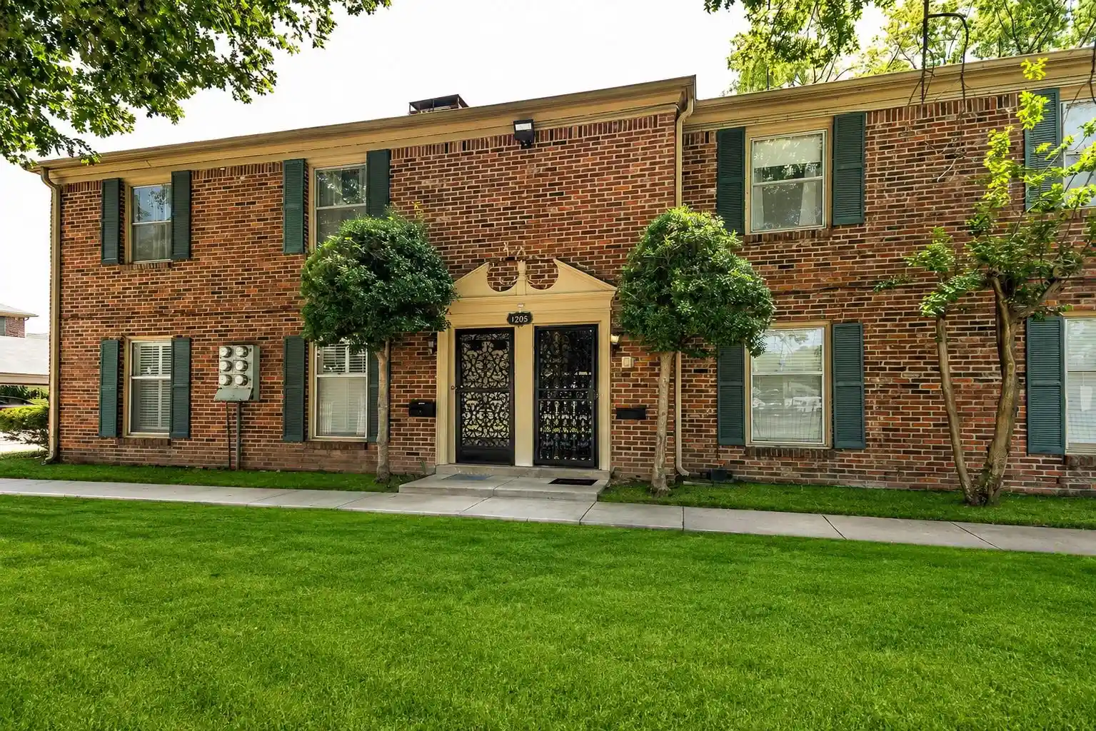 Photo 1 of Condo for sale at 1205 Bristol Dr #18, Memphis, TN 38119 | MLS# 10225321 | Listing updated on 2026-09-09