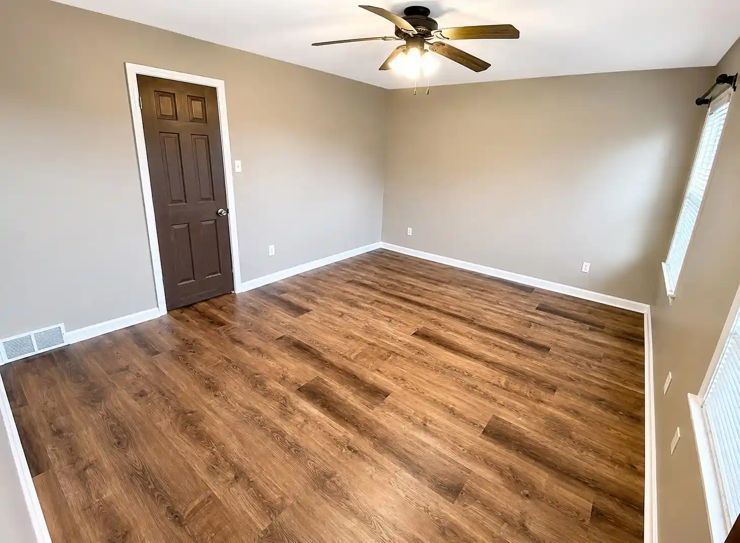 Photo 3 of Single family home for sale at 6888 Kingham Cv, Memphis, TN 38119 | MLS# 10225336 | Listing updated on 2026-09-05