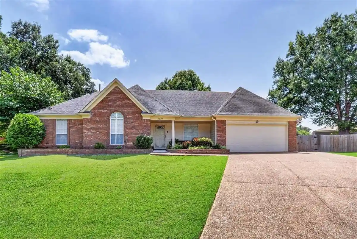 Photo 1 of Single family home for sale at 3929 Carrie Brk Cv, Bartlett, TN 38135 | MLS# 10225356 | Listing updated on 2026-09-10