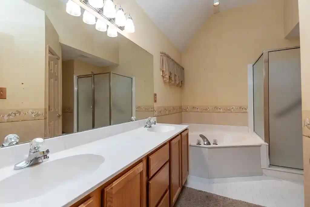 Photo 3 of Single family home for sale at 4087 Muirfield Dr, Memphis, TN 38125 | MLS# 10225380 | Listing updated on 2026-09-05
