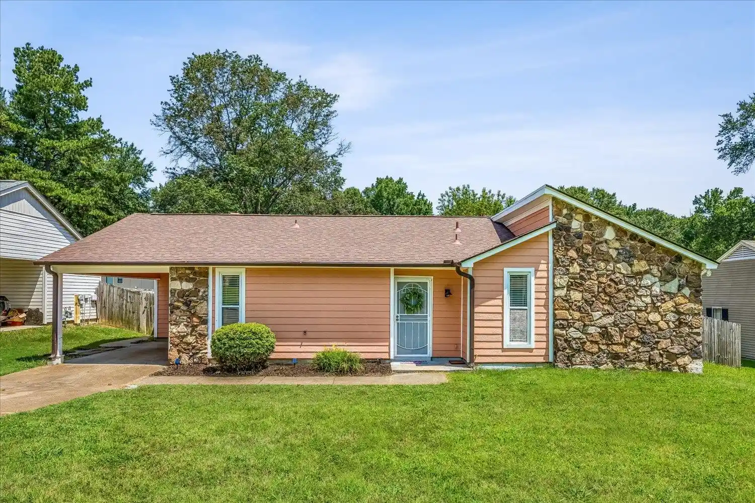 Photo 1 of Sale Pending at 5292 Bruton Ave, Memphis, TN 38135 | MLS# 10225396 | Listing updated on 2026-09-06