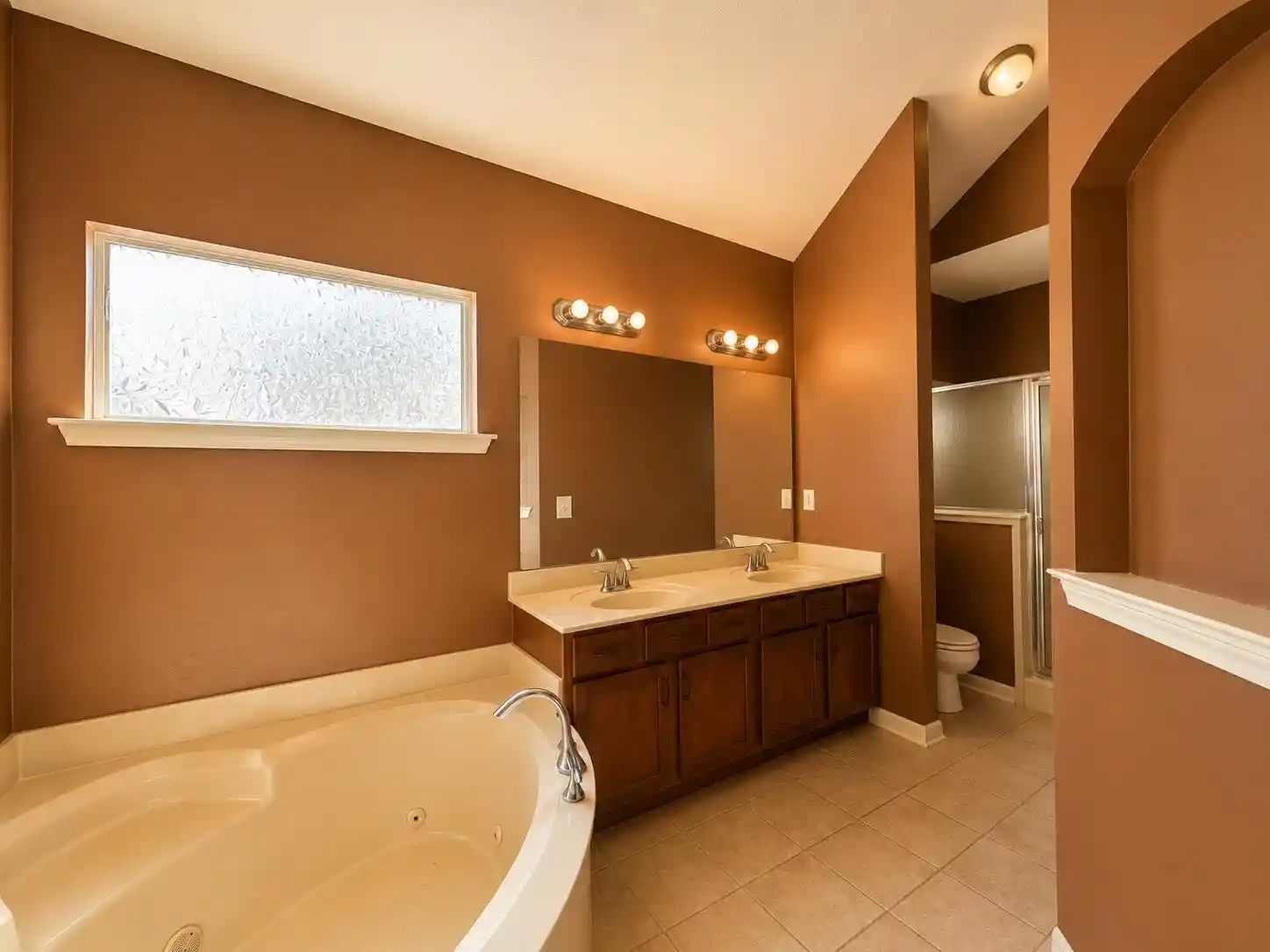Photo 2 of Single family home for sale at 4883 Saddlehorn Dr, Memphis, TN 38125 | MLS# 10225401 | Listing updated on 2026-08-28