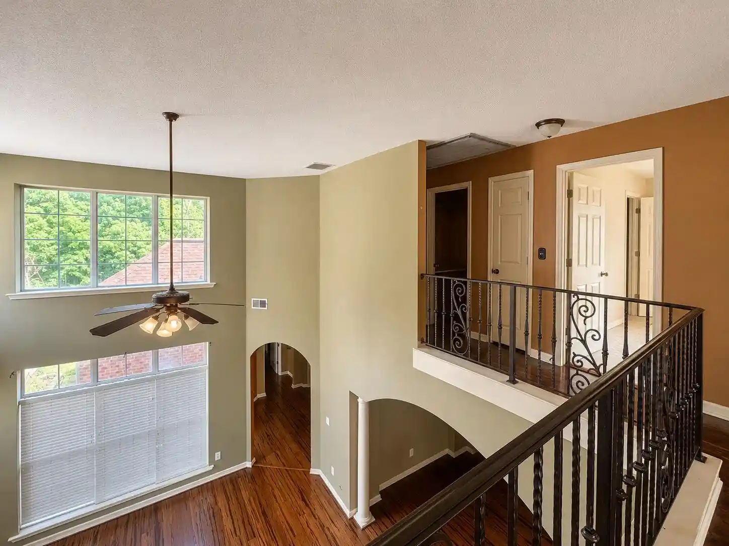Photo 3 of Single family home for sale at 4883 Saddlehorn Dr, Memphis, TN 38125 | MLS# 10225401 | Listing updated on 2026-08-28