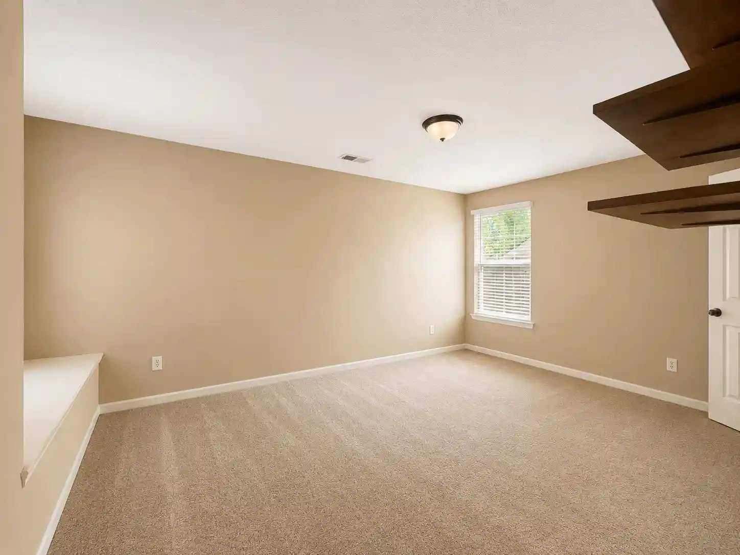 Photo 4 of Single family home for sale at 4883 Saddlehorn Dr, Memphis, TN 38125 | MLS# 10225401 | Listing updated on 2026-08-28