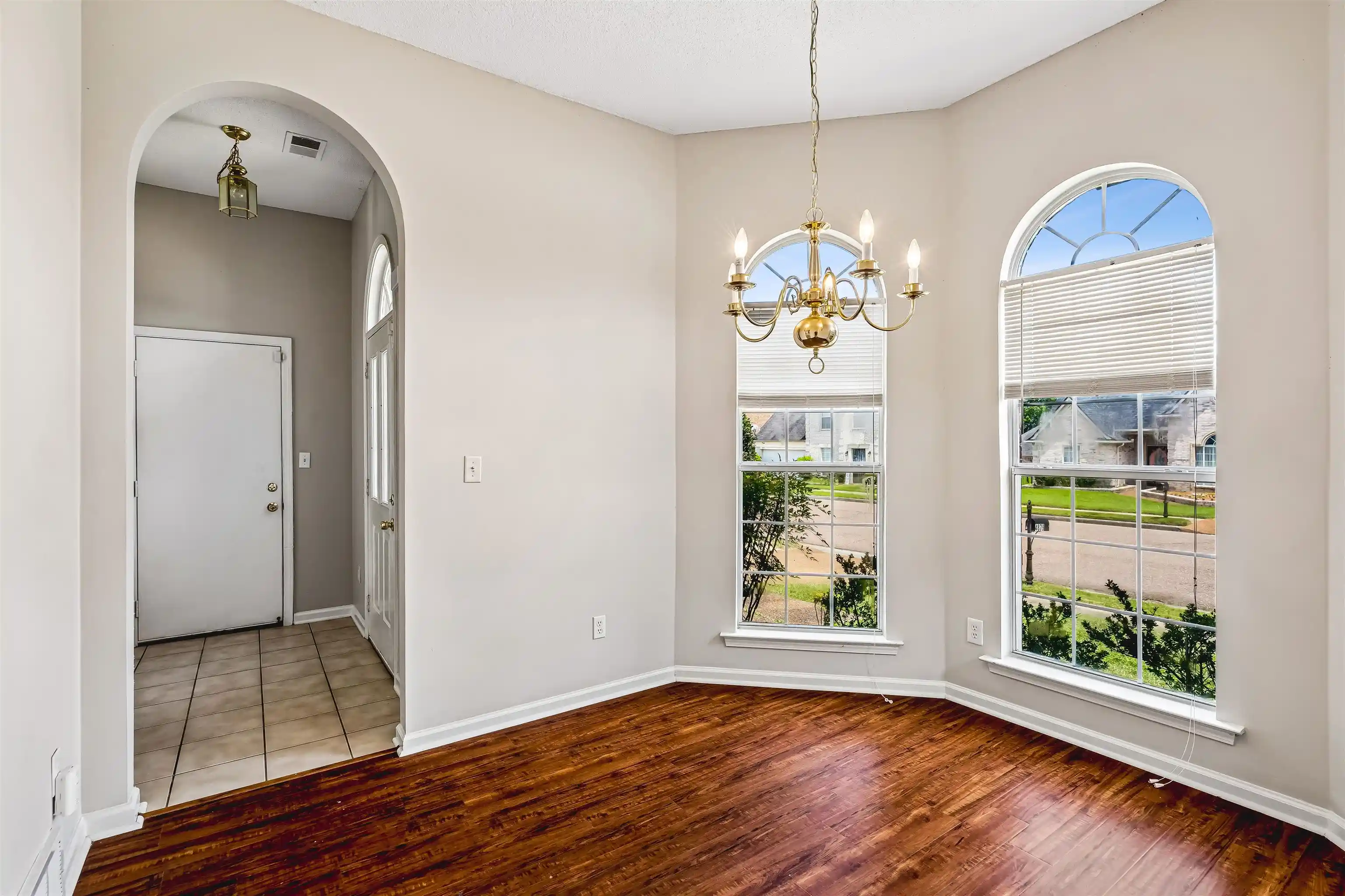 Photo 3 of Single family home for sale at 4879 Ridge Walk Ln, Memphis, TN 38125 | MLS# 10225406 | Listing updated on 2026-08-28