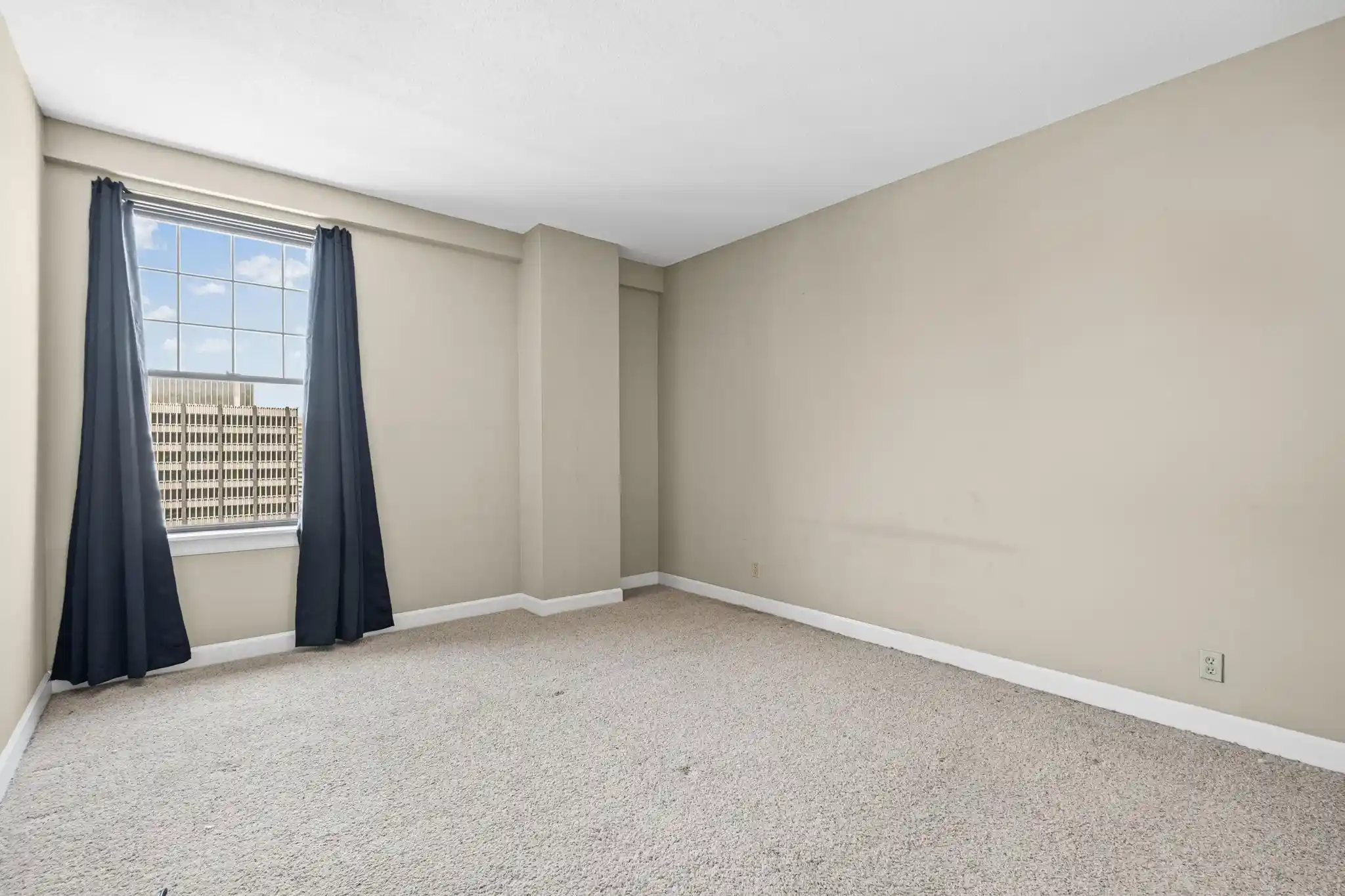 Homes for sale in Memphis, TN | 109 N Main St #1212, Memphis, TN 38103 | MLS# 10225459