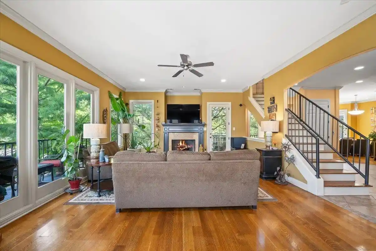 Photo 4 of Single family home for sale at 511 Monteigne Blvd, Memphis, TN 38103 | MLS# 10225460 | Listing updated on 2026-08-19