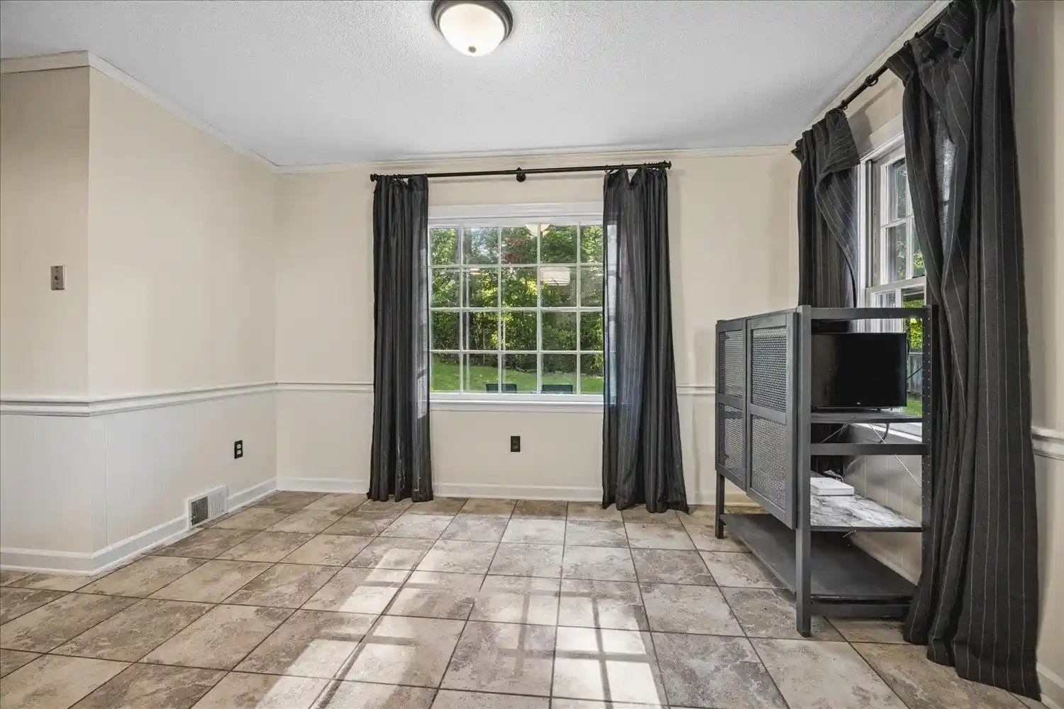 Photo 3 of Single family home for sale at 2696 Mcvay Rd, Memphis, TN 38119 | MLS# 10225511 | Listing updated on 2026-08-11