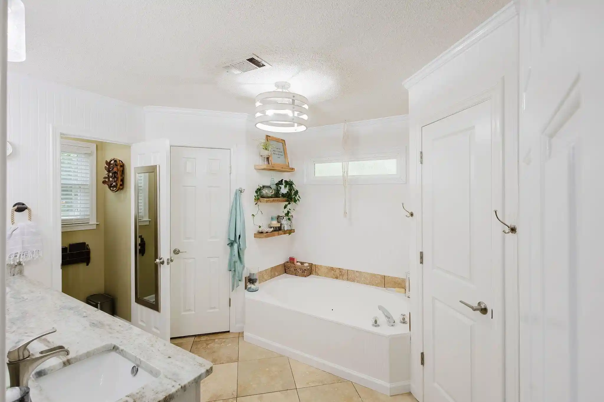 Photo 2 of Sale Pending at 305 Great Fls Dr, Collierville, TN 38017 | MLS# 10225528 | Listing updated on 2026-07-21