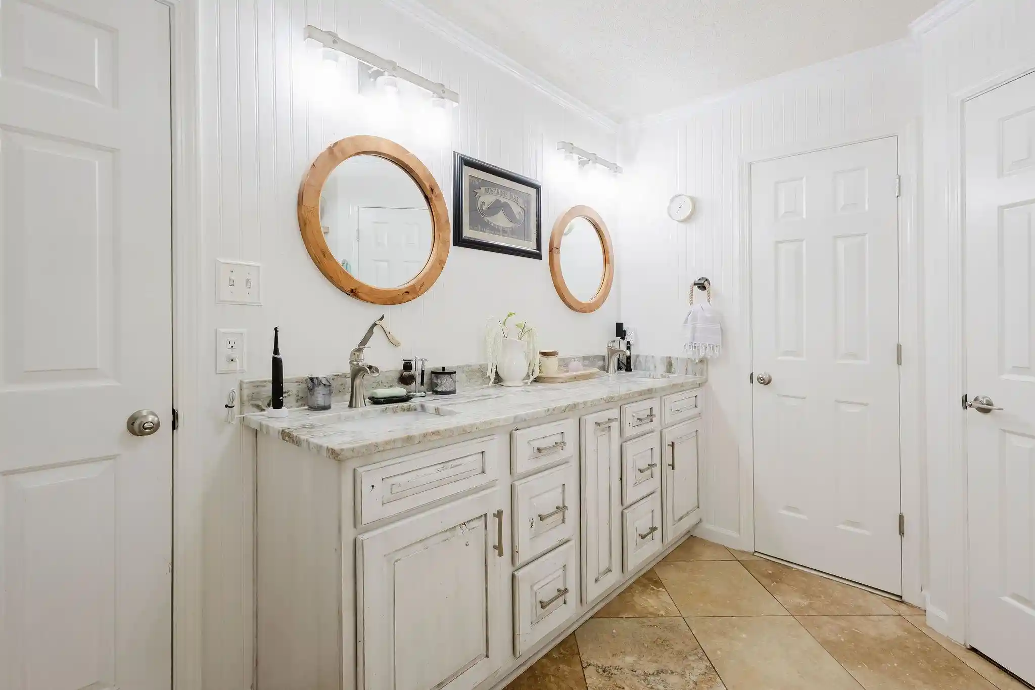 Photo 3 of Sale Pending at 305 Great Fls Dr, Collierville, TN 38017 | MLS# 10225528 | Listing updated on 2026-07-21