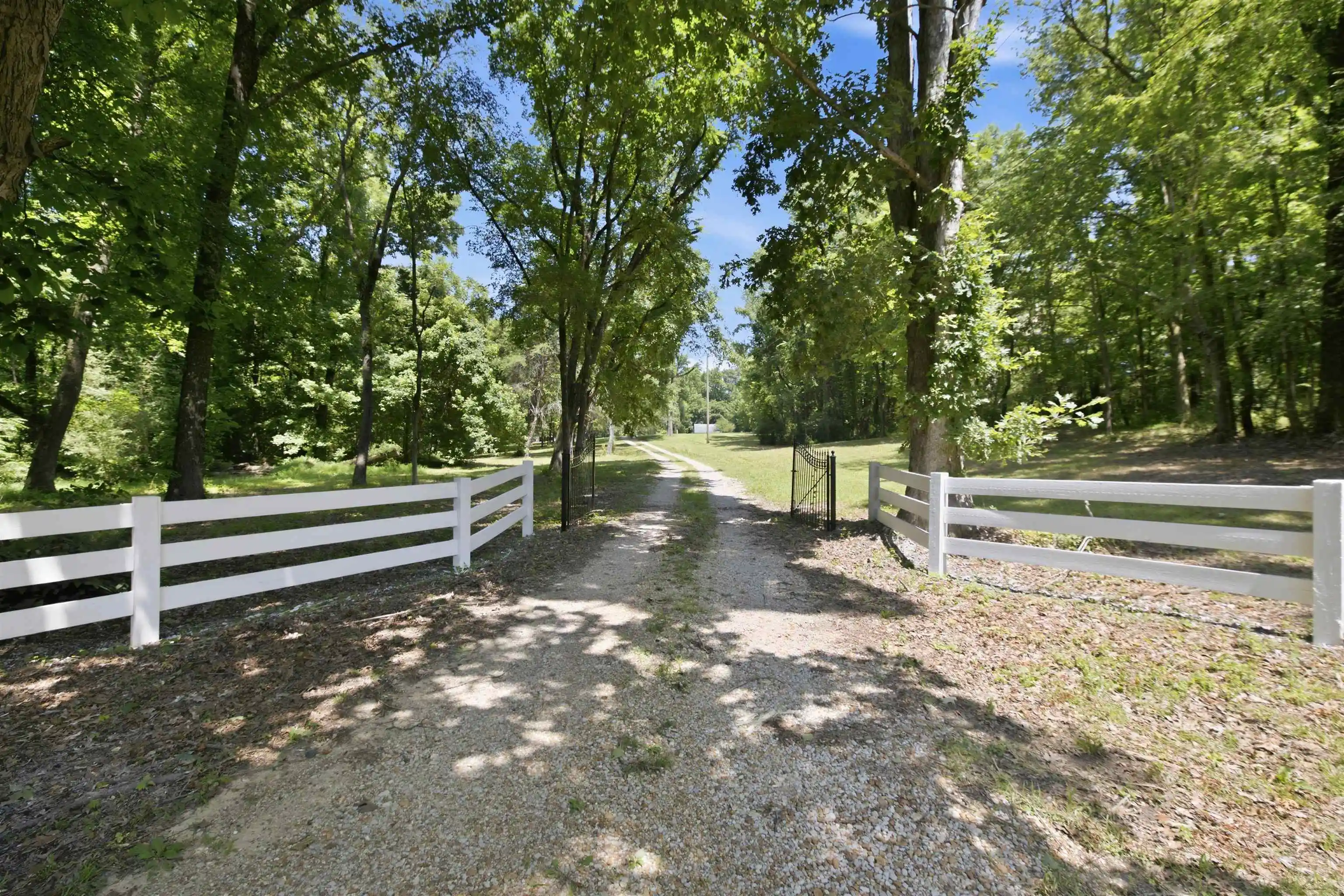 1st image of 1370 Reid Hooker Rd, Eads, TN 38028 | MLS# 10225537