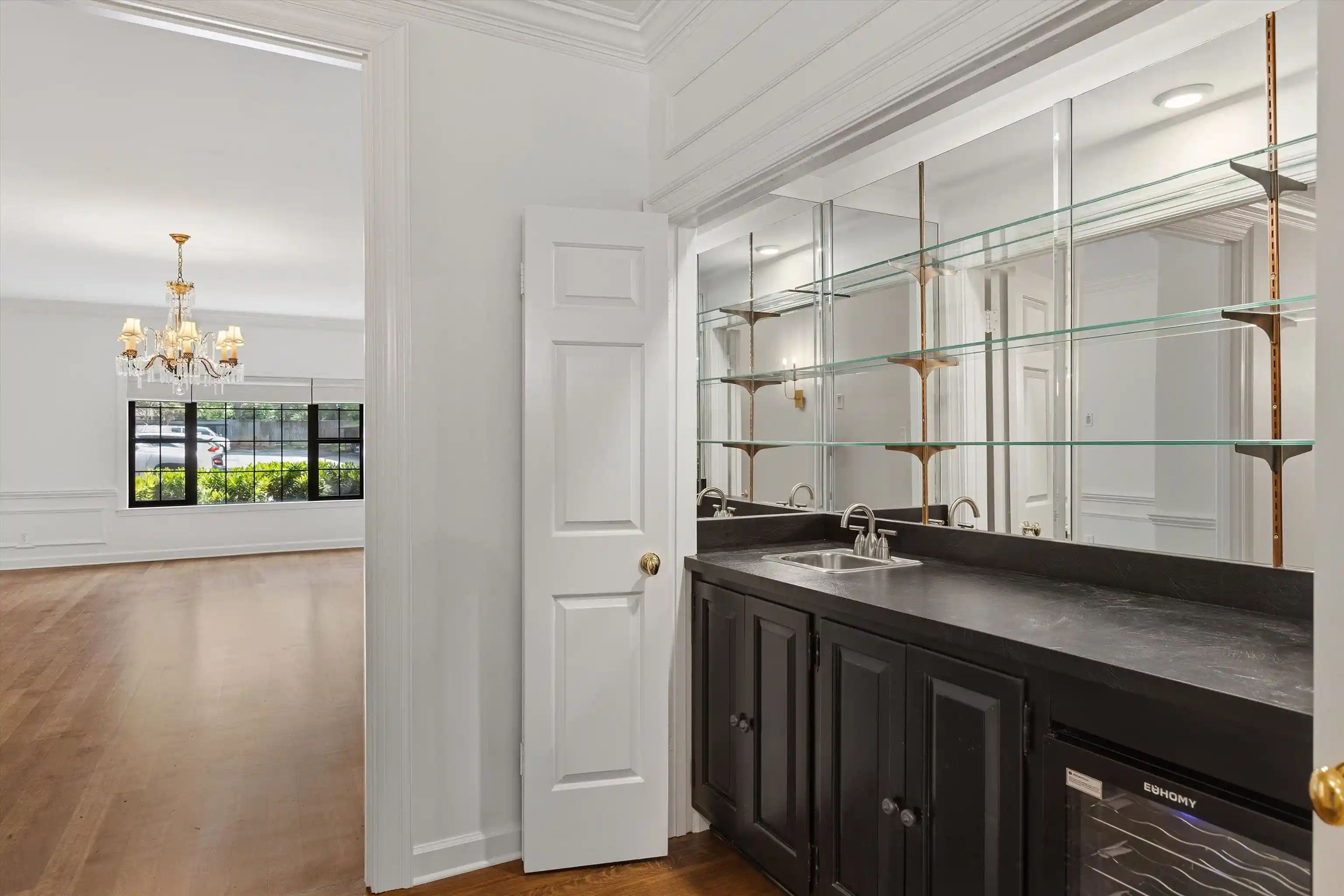 Photo 2 of Sale Pending at 585 S Greer St #100, Memphis, TN 38111 | MLS# 10225545 | Listing updated on 2026-10-01