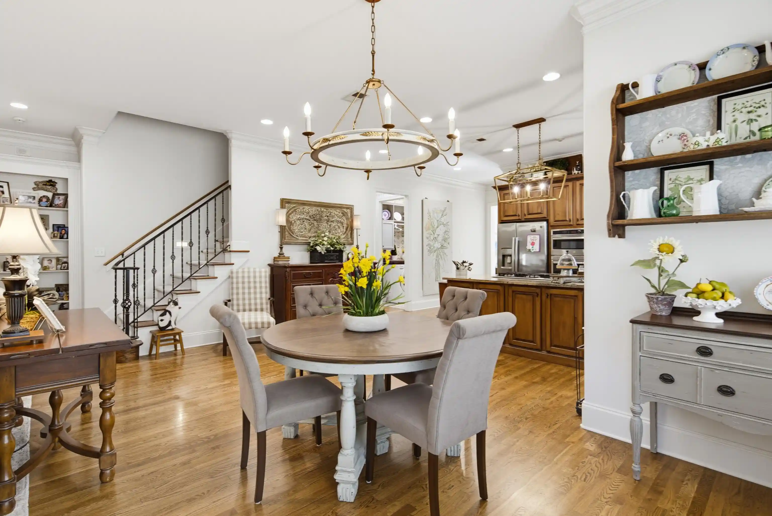 Photo 4 of Single family home for sale at 1911 Hazelton Dr, Germantown, TN 38138 | MLS# 10225550 | Listing updated on 2026-09-12