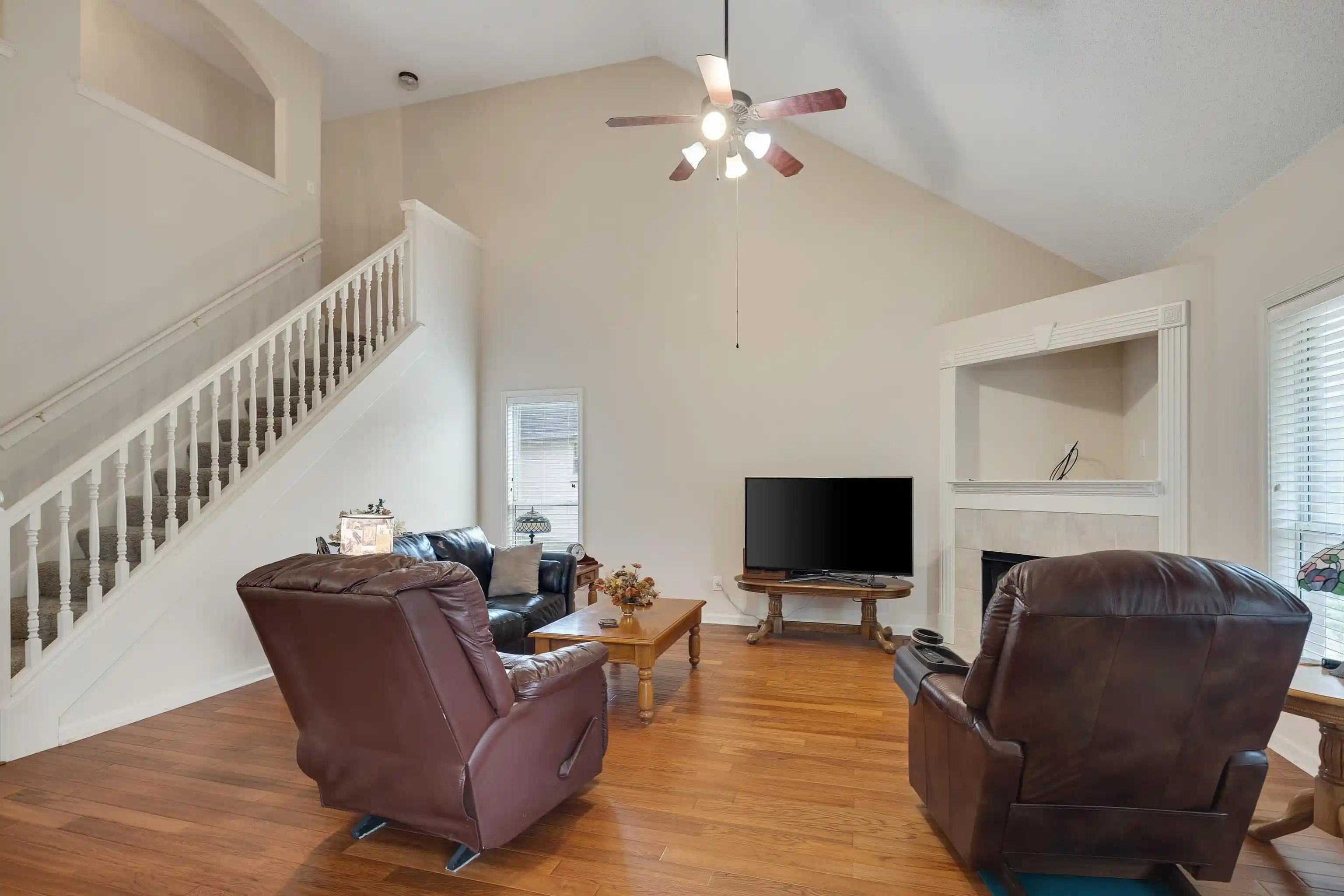2nd image of 3446 Wolf Spring Ln, Bartlett, TN 38133 | MLS# 10225570