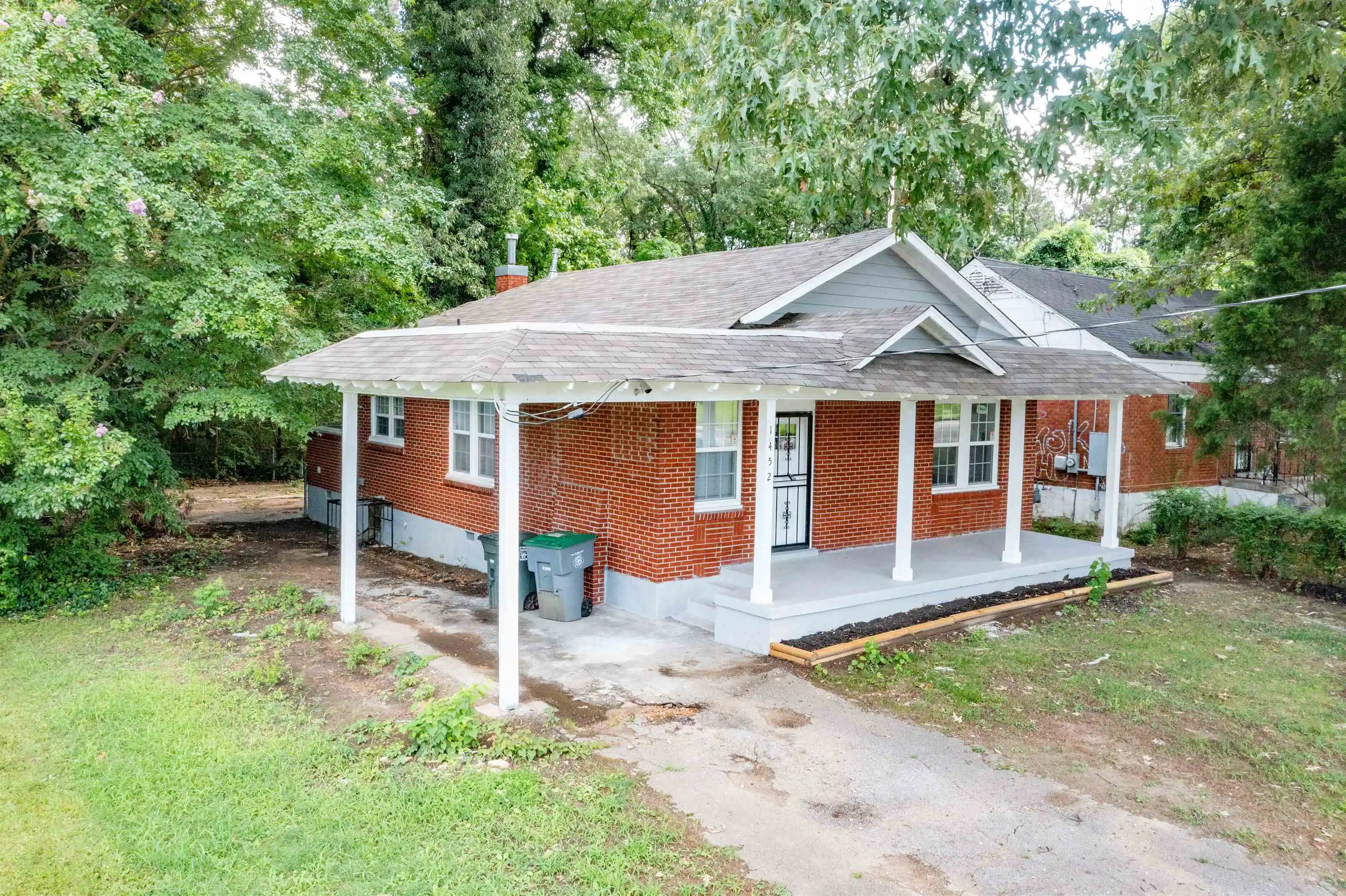 Photo 1 of Single family home for sale at 1452 Castalia St, Memphis, TN 38114 | MLS# 10225580 | Listing updated on 2026-09-25