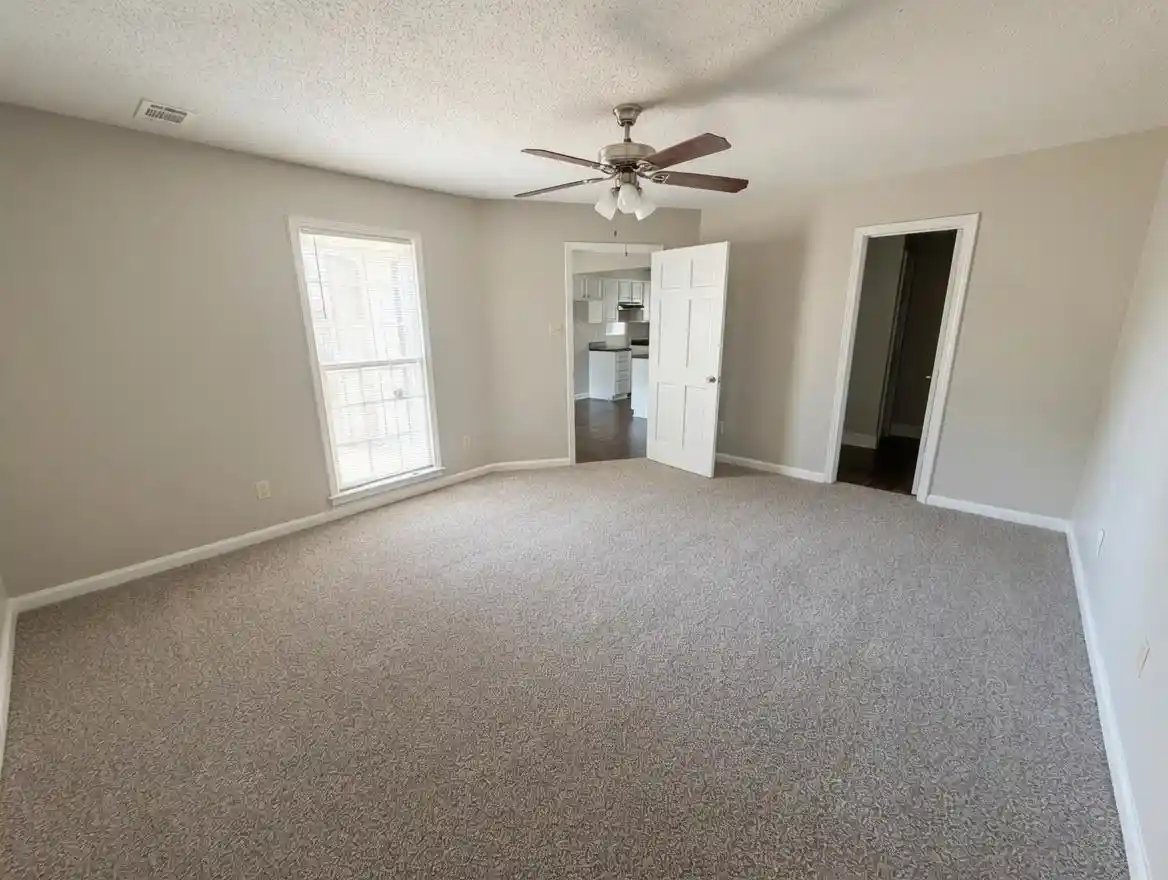 Photo 1 of Townhouse for sale at 5549 Blossom Ln, Memphis, TN 38115 | MLS# 10225604 | Listing updated on 2026-09-11