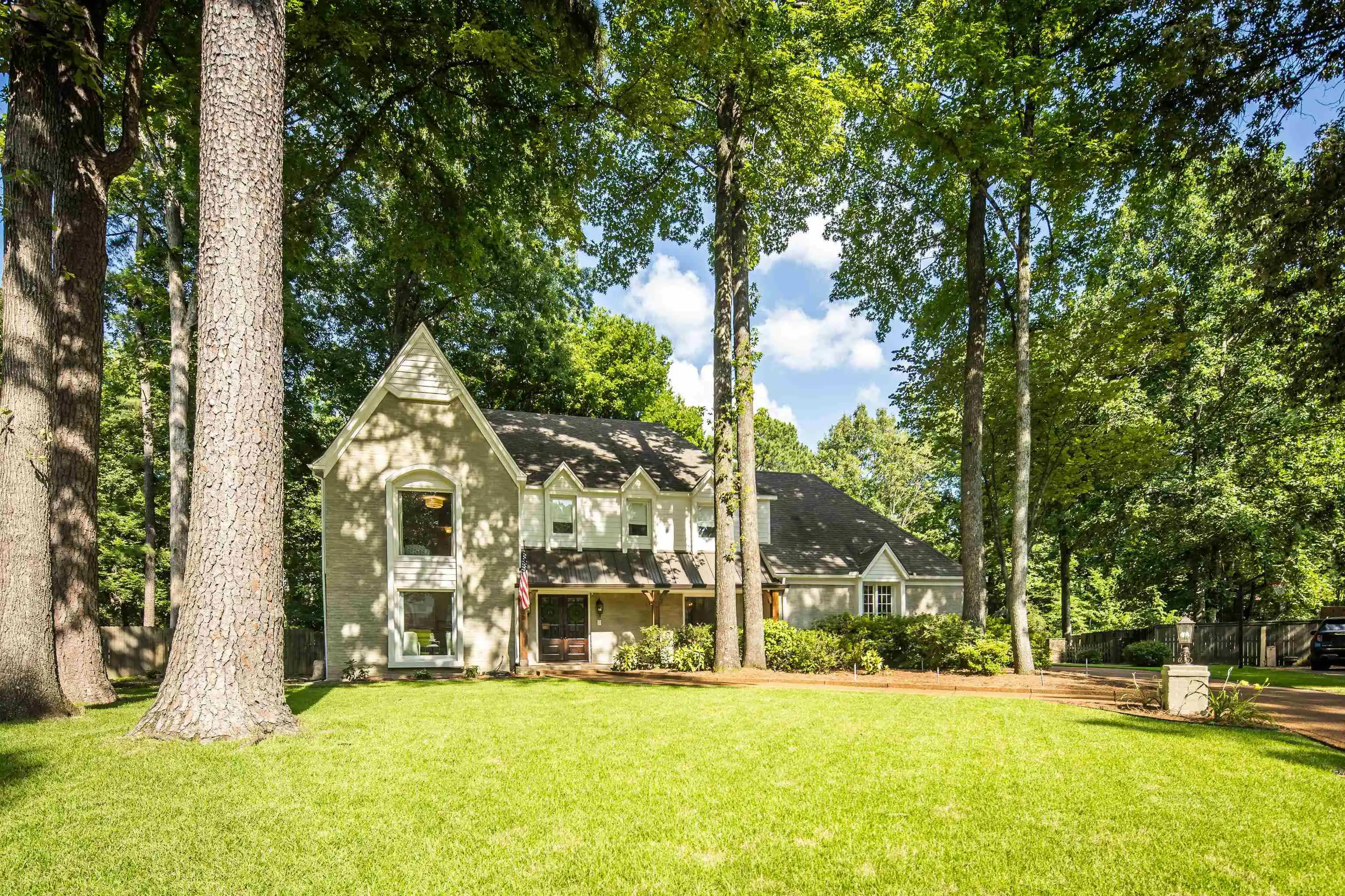 1st image of 8556 Hawksprings Cv, Germantown, TN 38138 | MLS# 10225608
