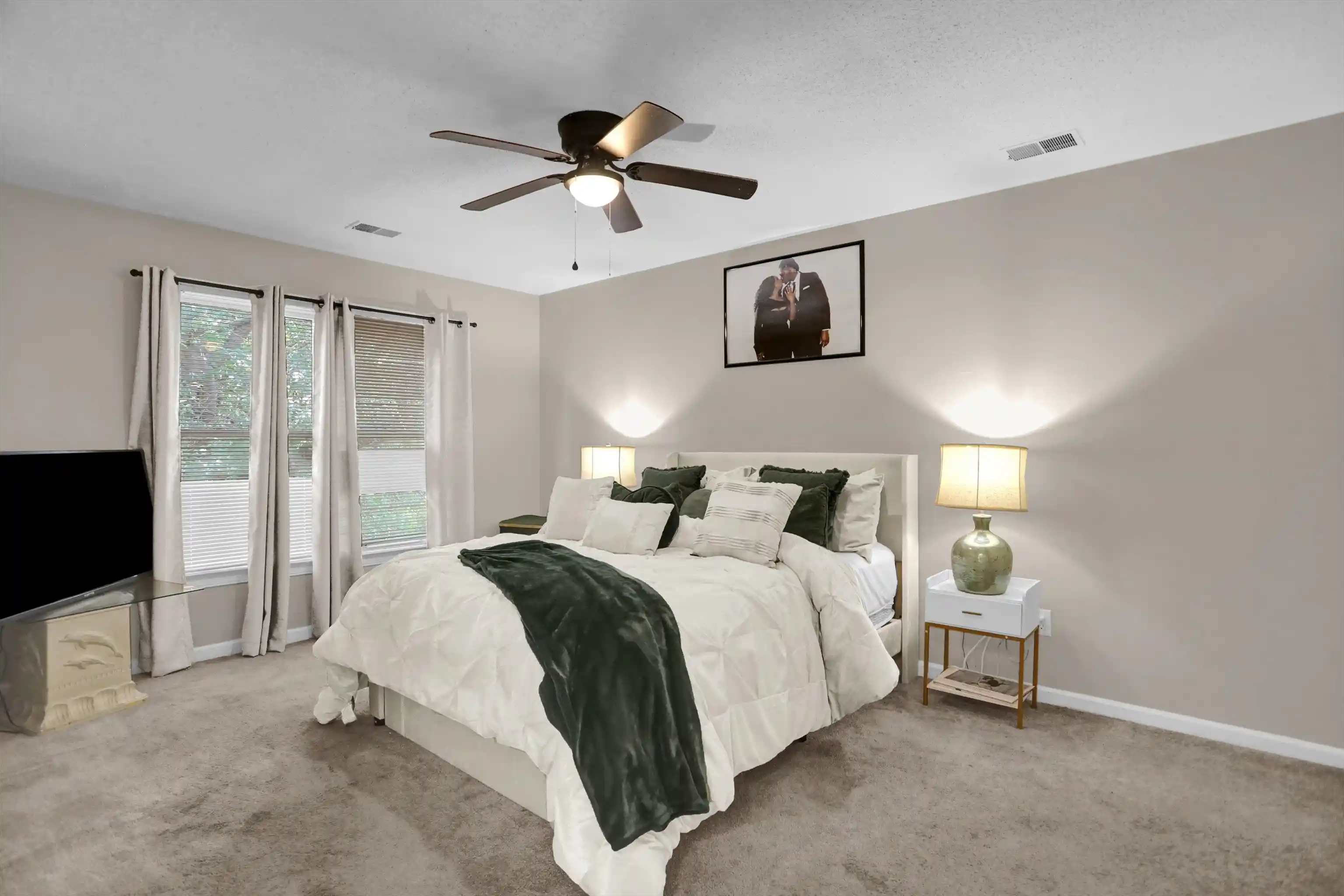 Photo 2 of Sale Pending at 5020 Arbor Lake Dr, Memphis, TN 38141 | MLS# 10225613 | Listing updated on 2026-07-14