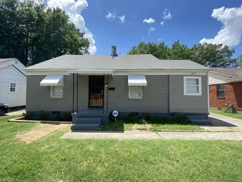 Photo 1 of Single family home for sale at 1869 S Lauderdale St, Memphis, TN 38106 | MLS# 10225619 | Listing updated on 2026-07-08