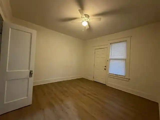 Photo 2 of Single family home for sale at 1073 Bruce St, Memphis, TN 38104 | MLS# 10225633 | Listing updated on 2026-07-08