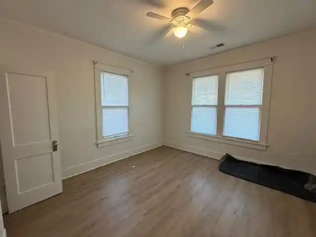 Photo 12 of Single family home for sale at 1073 Bruce St, Memphis, TN 38104 | MLS# 10225633 | Listing updated on 2026-07-08